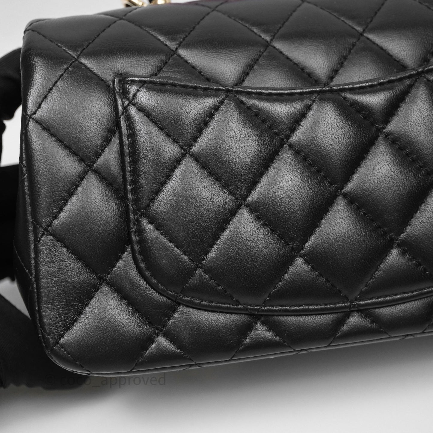 Chanel Top Handle Mini Rectangular Flap Black/Pink Lambskin Gold Hardware 23P