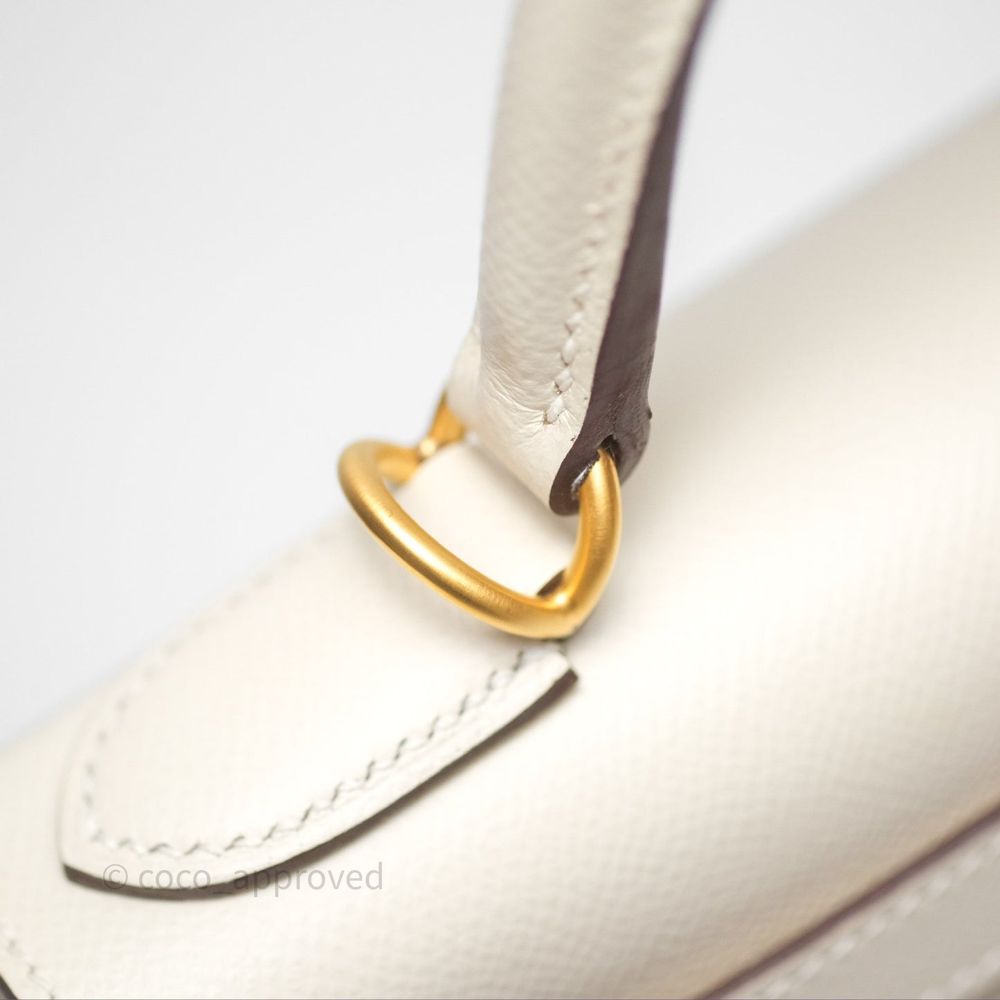 Hermès HSS Sellier Kelly 28 Craie 10 / Amber 9D Epsom Brushed Gold Hardware