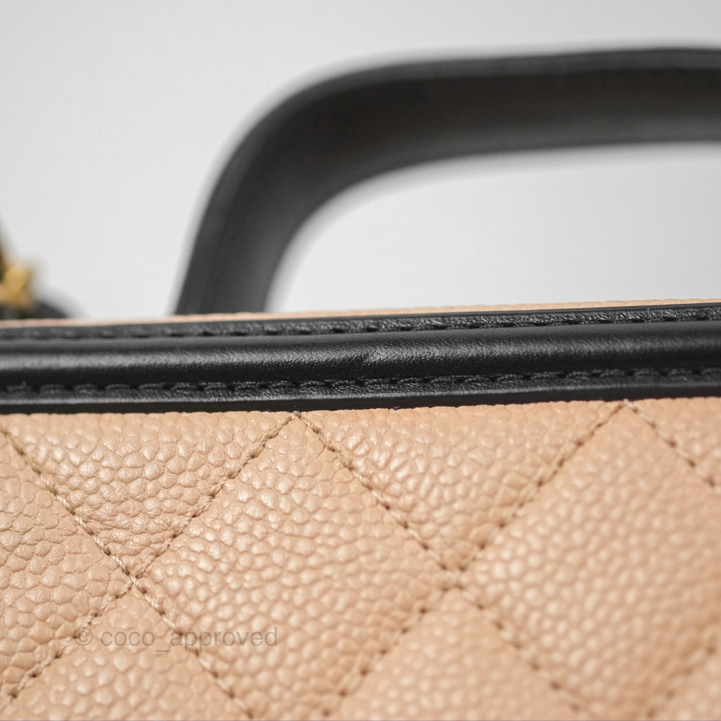 Chanel Quilted Medium CC Filigree Vanity Case Beige Black Caviar Gold Hardware