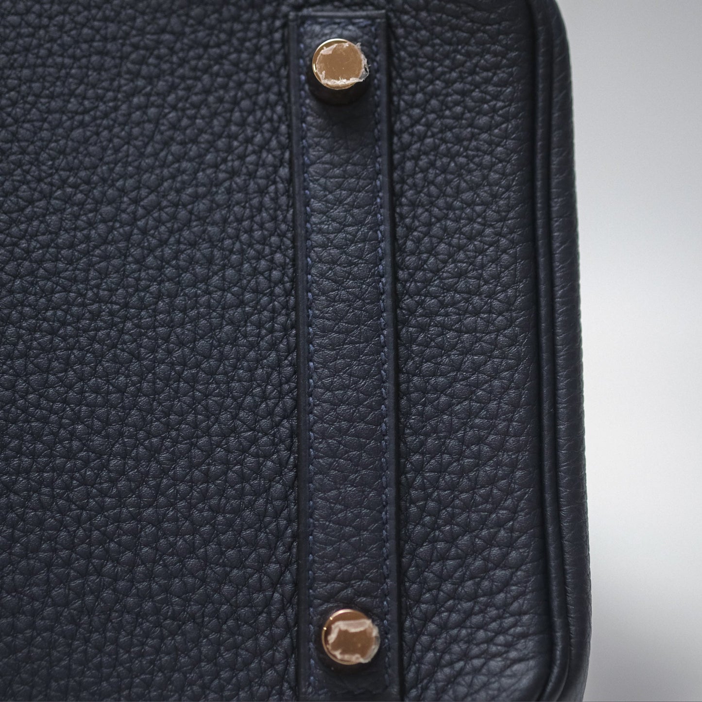 Hermès Birkin 30 Retourne Bleu Nuit 2Z Togo Gold Hardware