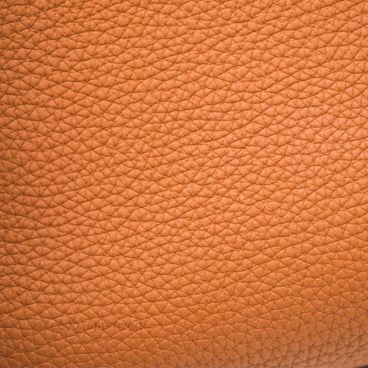 Hermès Kelly 28 Retourne Gold Togo Gold Hardware