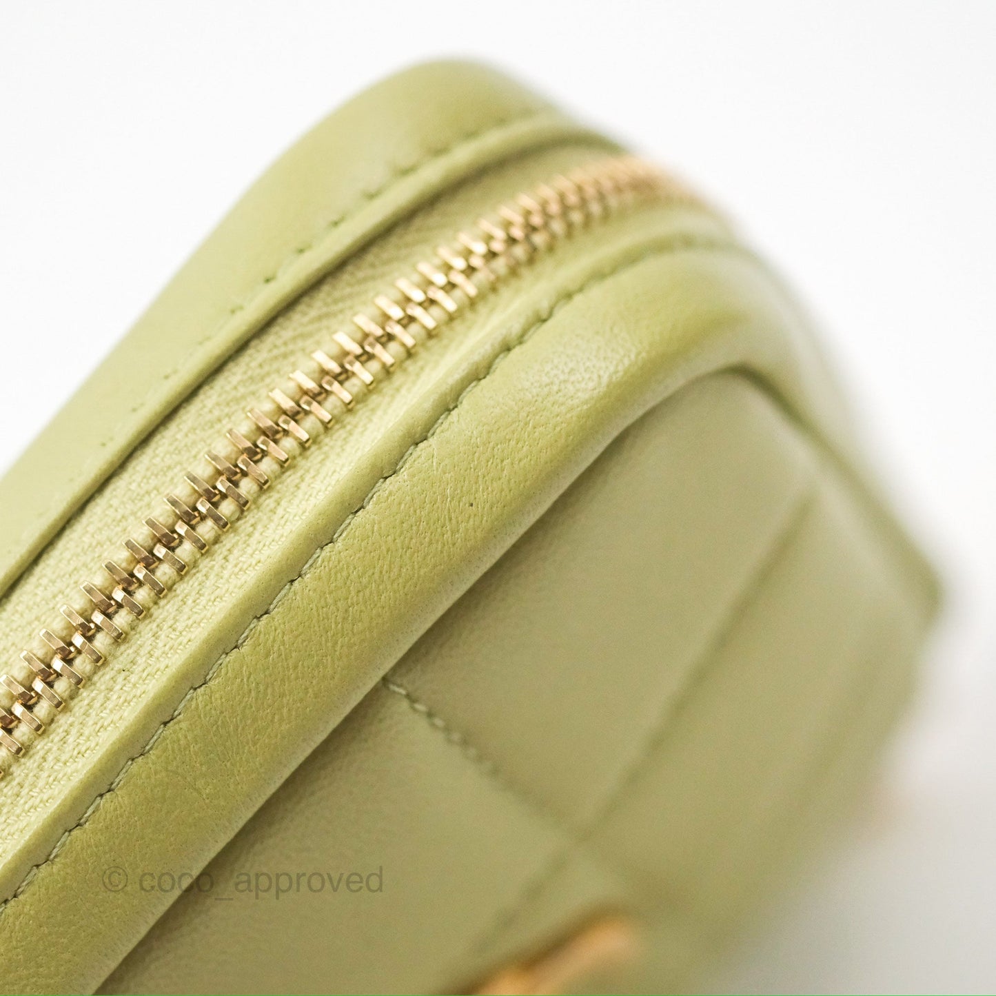 Chanel Diamond Belt Coin Purse Avocado Green Lambskin Aged Gold Hardware