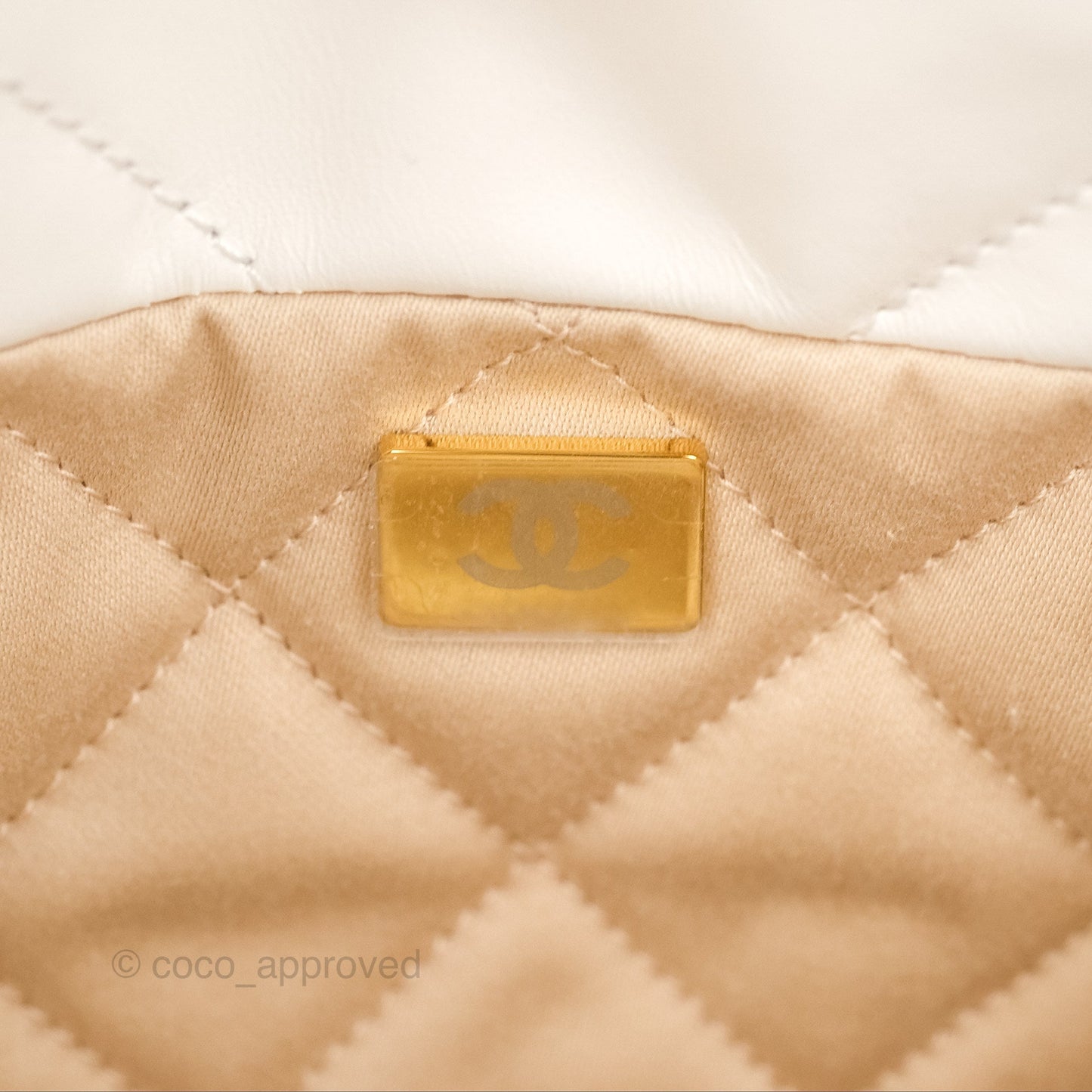 Chanel 22 Small White Shiny Calfskin Aged Gold Hardware