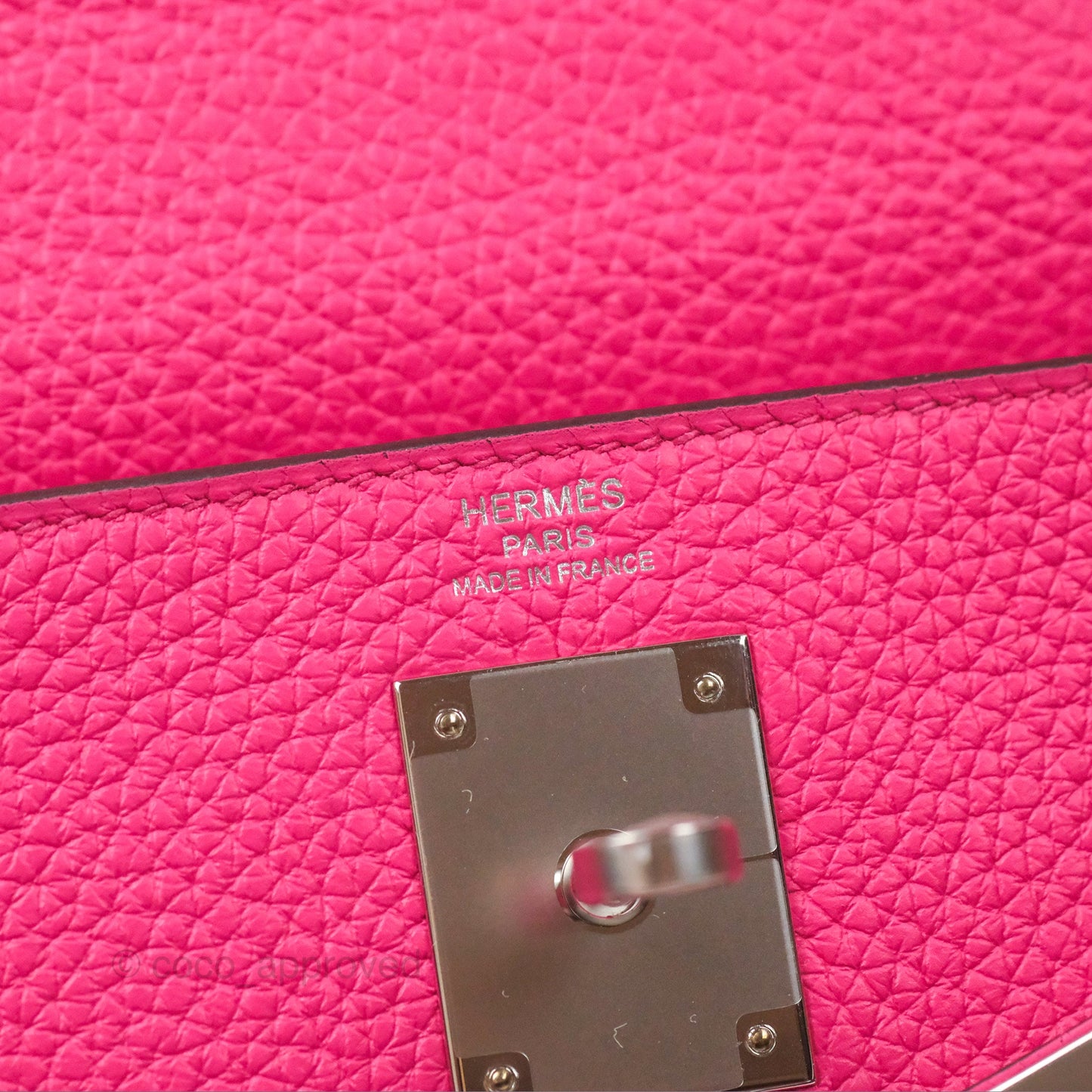 Hermès Retourne Kelly 28 Rose Shocking Clemence Palladium Hardware