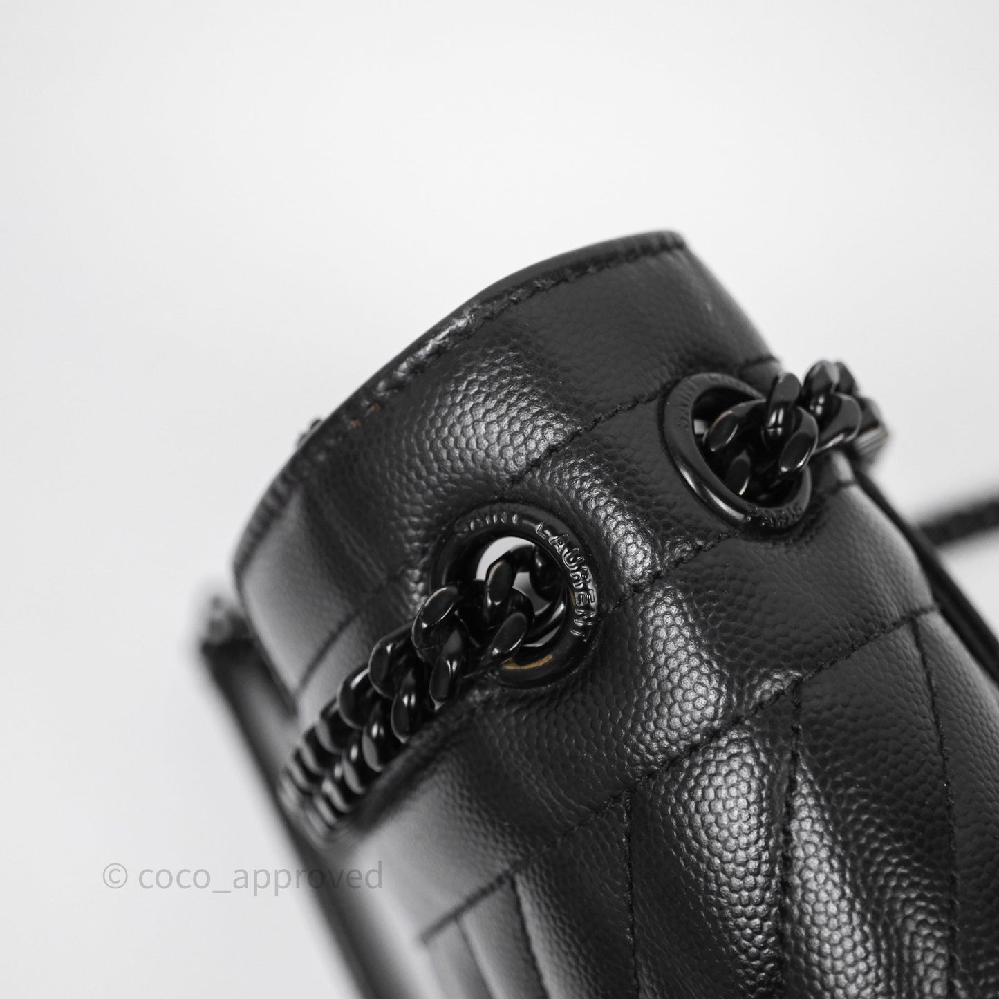 Saint Laurent Envelope Medium So Black Caviar