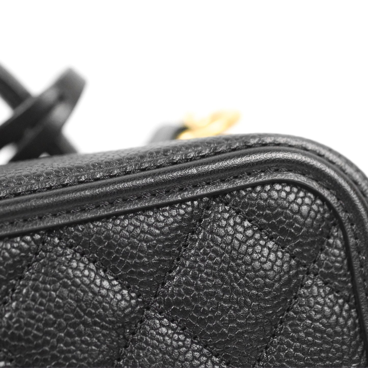 Chanel Quilted Medium CC Filigree Vanity Case Black Caviar Gold Hardware