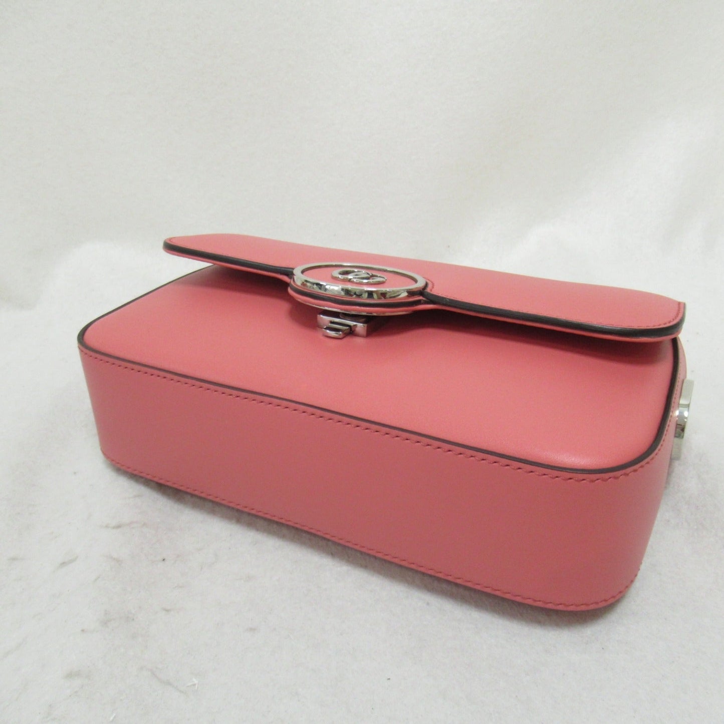 Luxury Gucci Trending 2025 Mini Shoulder bag Shoulder bag Leather Pink