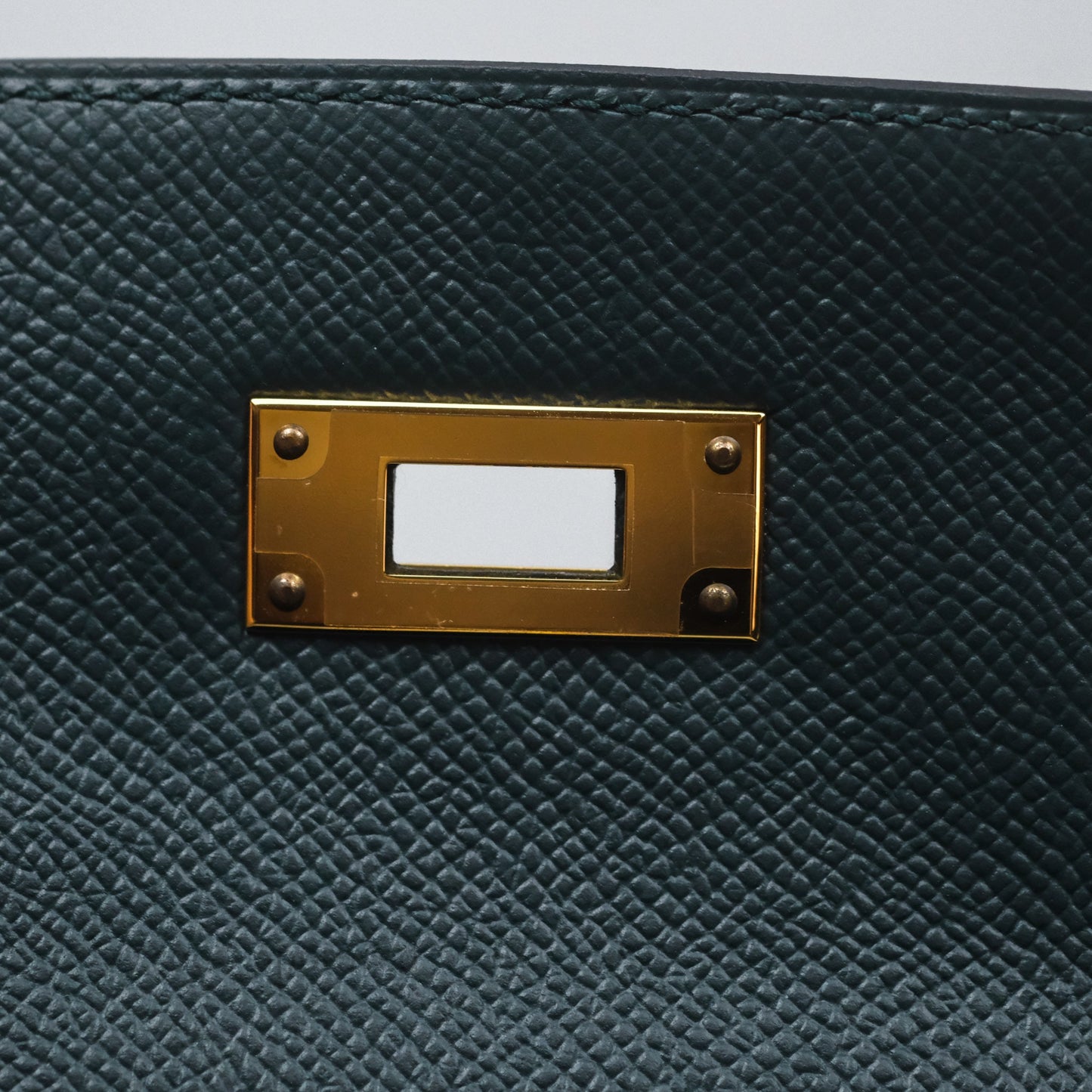 Hermès Kelly 28 Sellier Vert Cypres 6O Epsom Gold Hardware