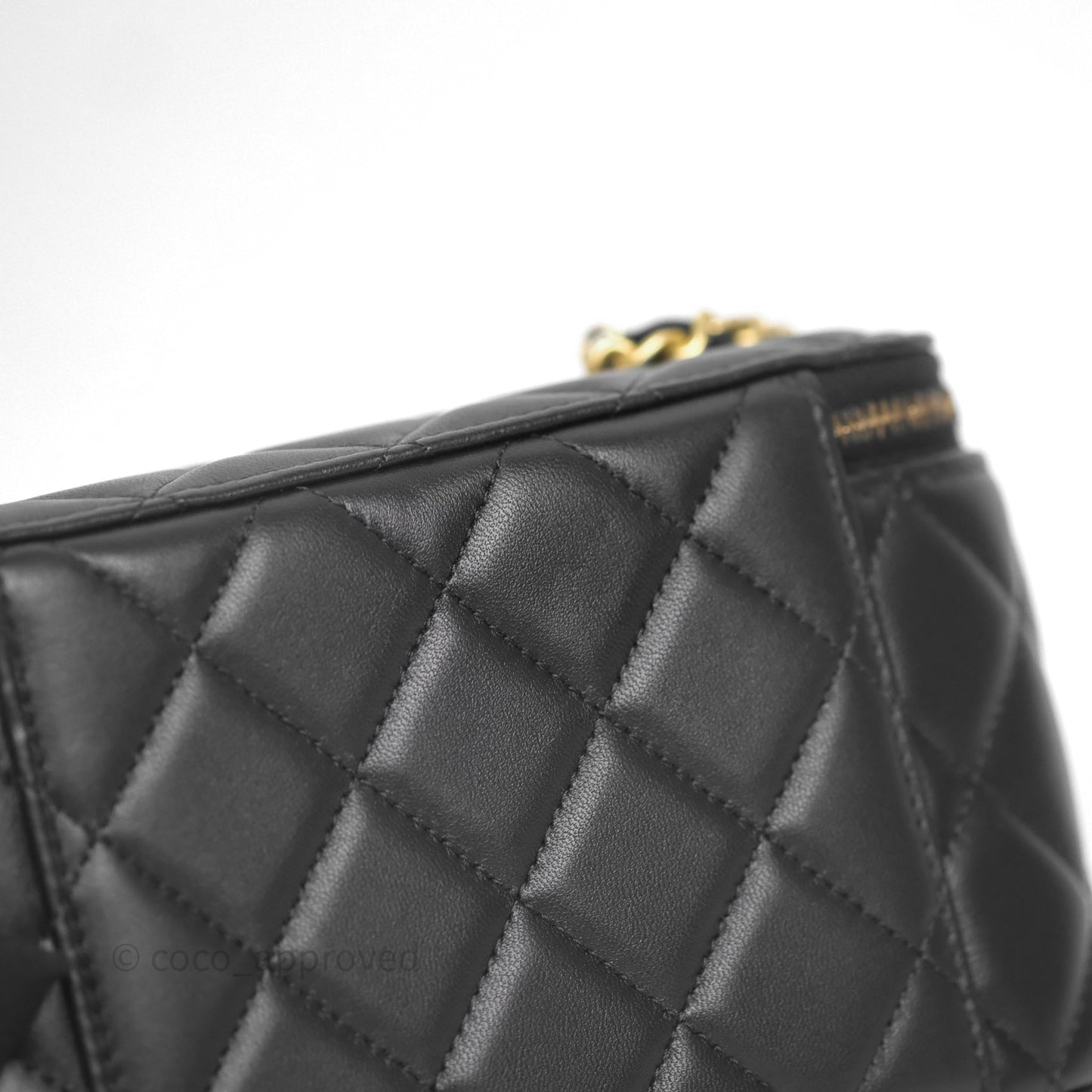 Chanel Vanity With Pearl Crush Chain Black Lambskin Aged Gold Hardware