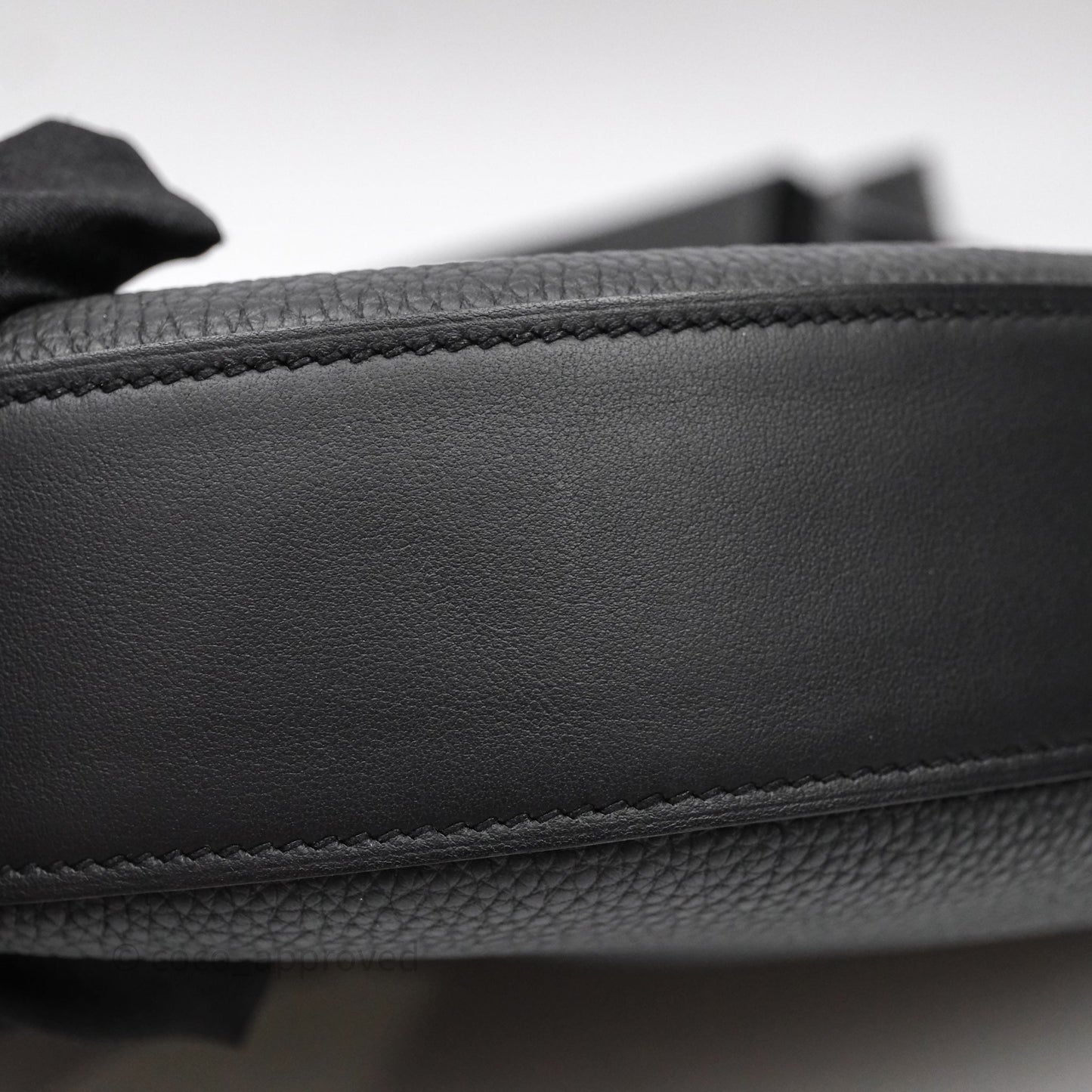 Hermes Arcon Bag Black Noir 89 Togo Gold Hardware
