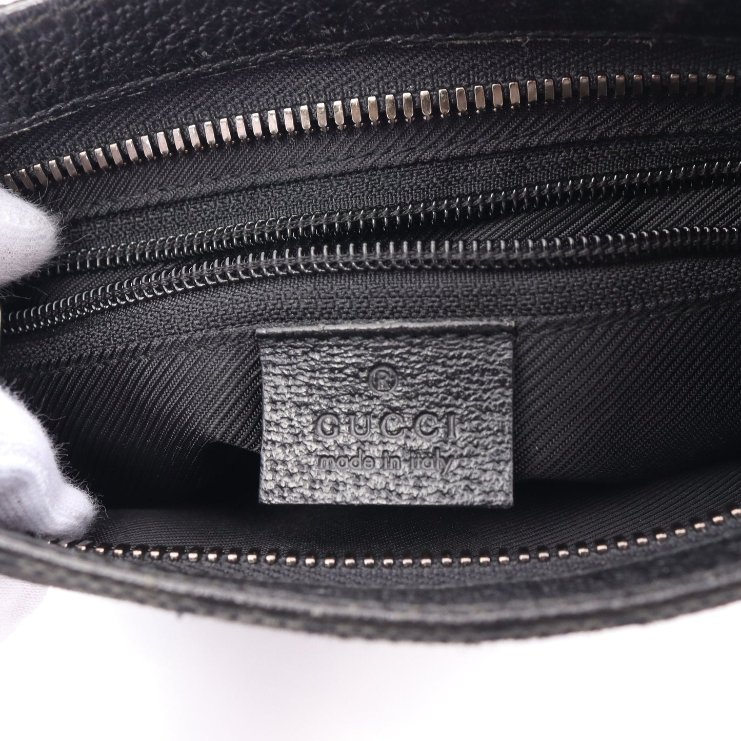 Luxury Gucci Trending 2025 GG canvas Shoulder bag Canvas Leather Black