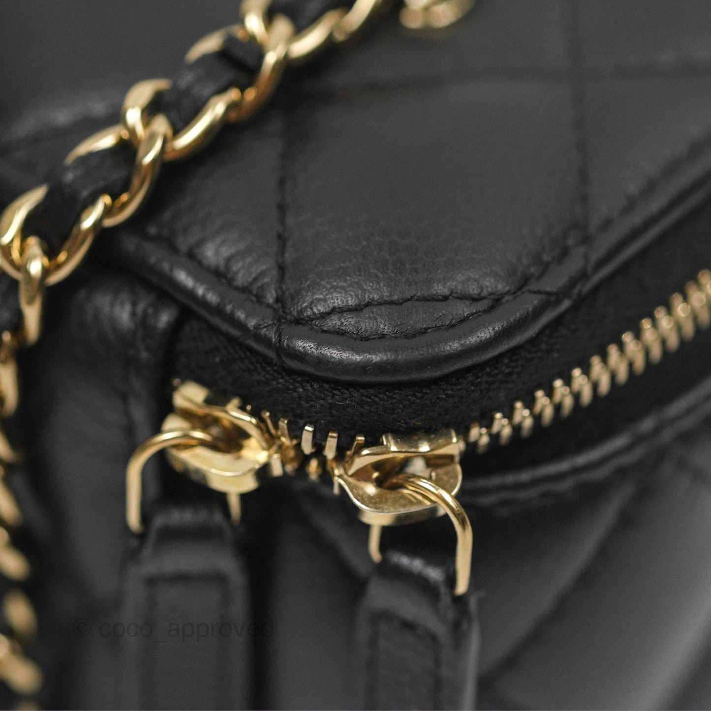 Chanel Vanity Rectangular with CC Chain Black Caviar Gold Hardware