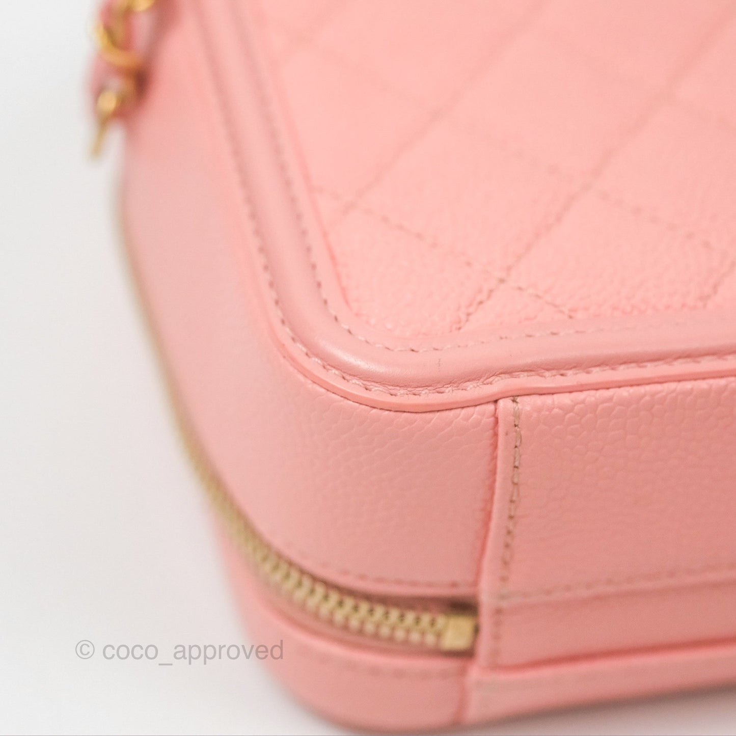 Chanel Quilted Small CC Filigree Vanity Case Dusty Pink Caviar Gold Hardware