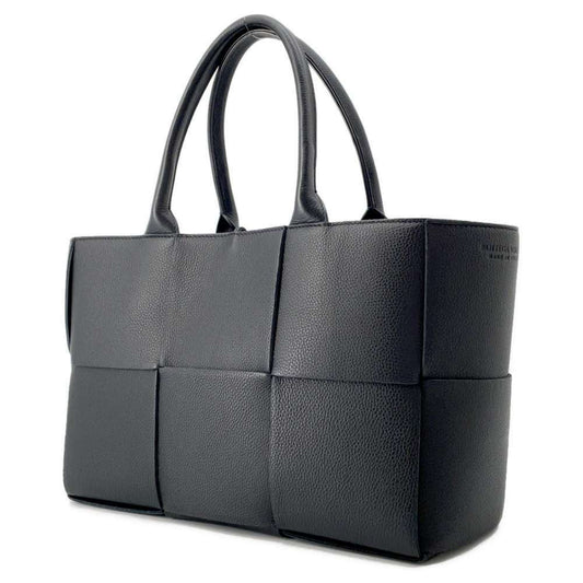 Luxury Bottega Veneta Leather Pouch Tote Bag ()