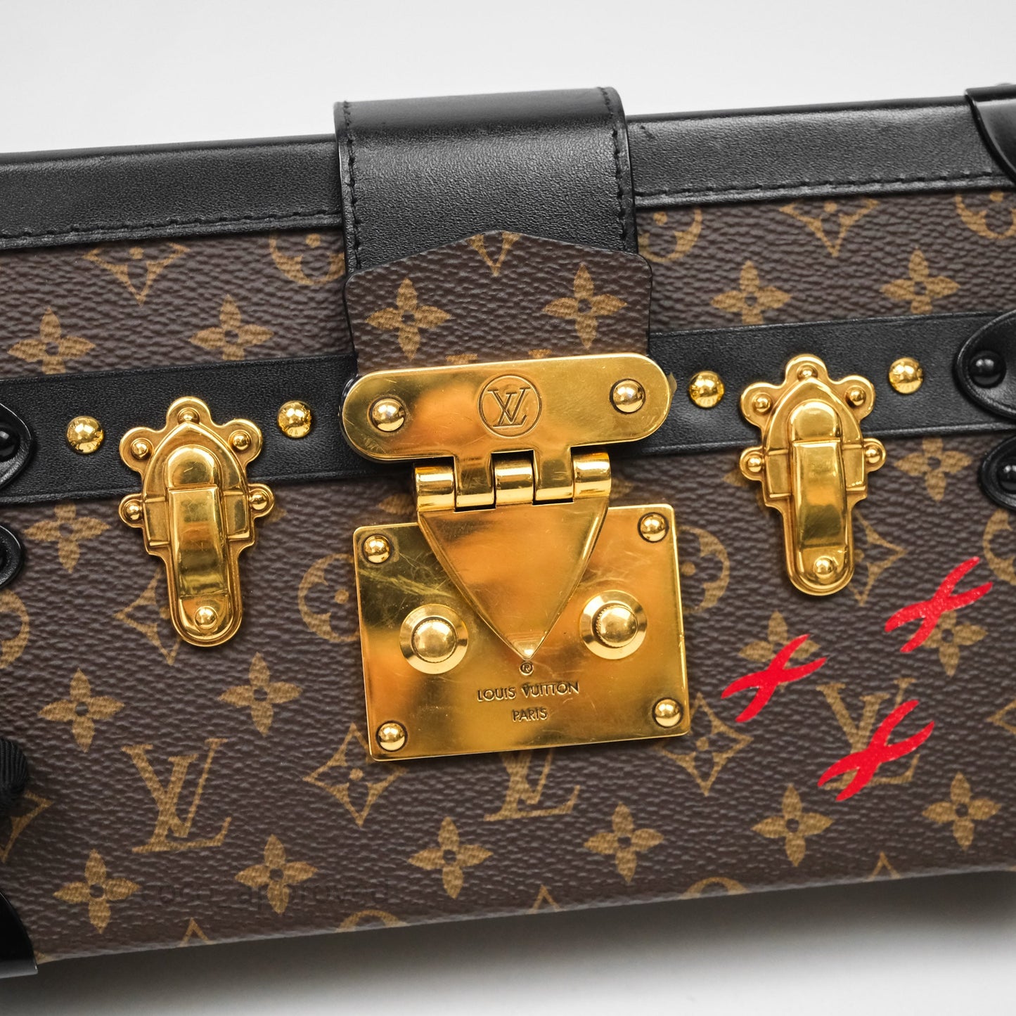 Louis Vuitton Monogram Petite Malle