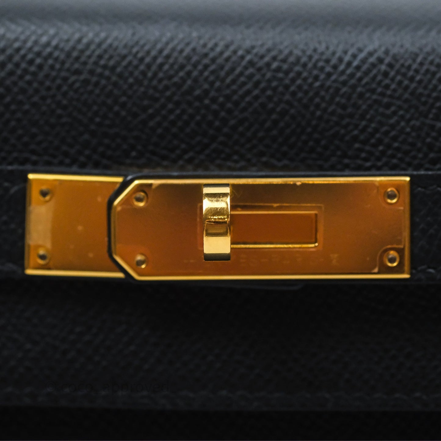 Hermès Kelly 28 Sellier Noir Black 89 Epsom Gold Hardware