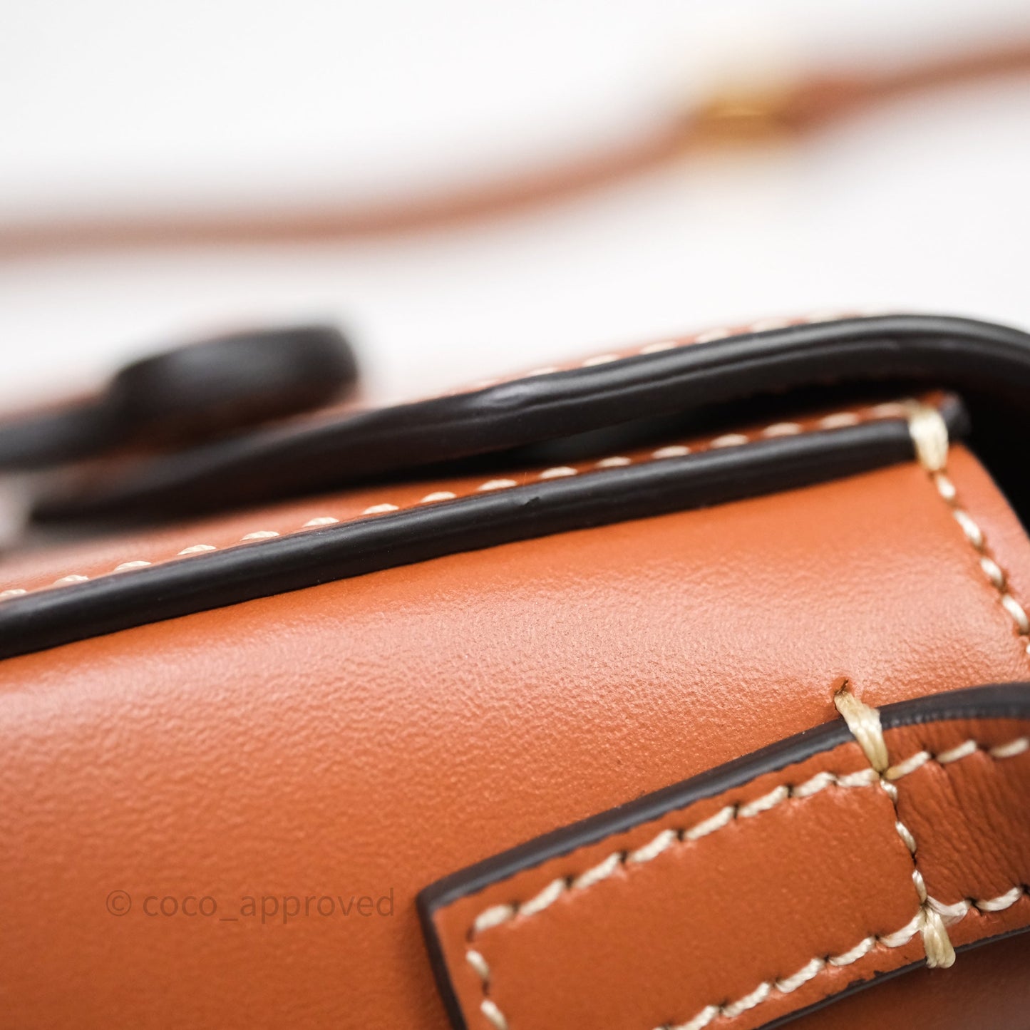 Celine Mini Besace Cuir Triomphe Tan Smooth Calfskin