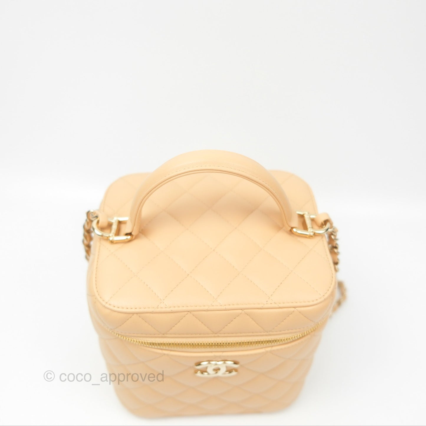 Chanel Small Quilted Top Handle Vanity Case Beige Lambskin Gold Hardware