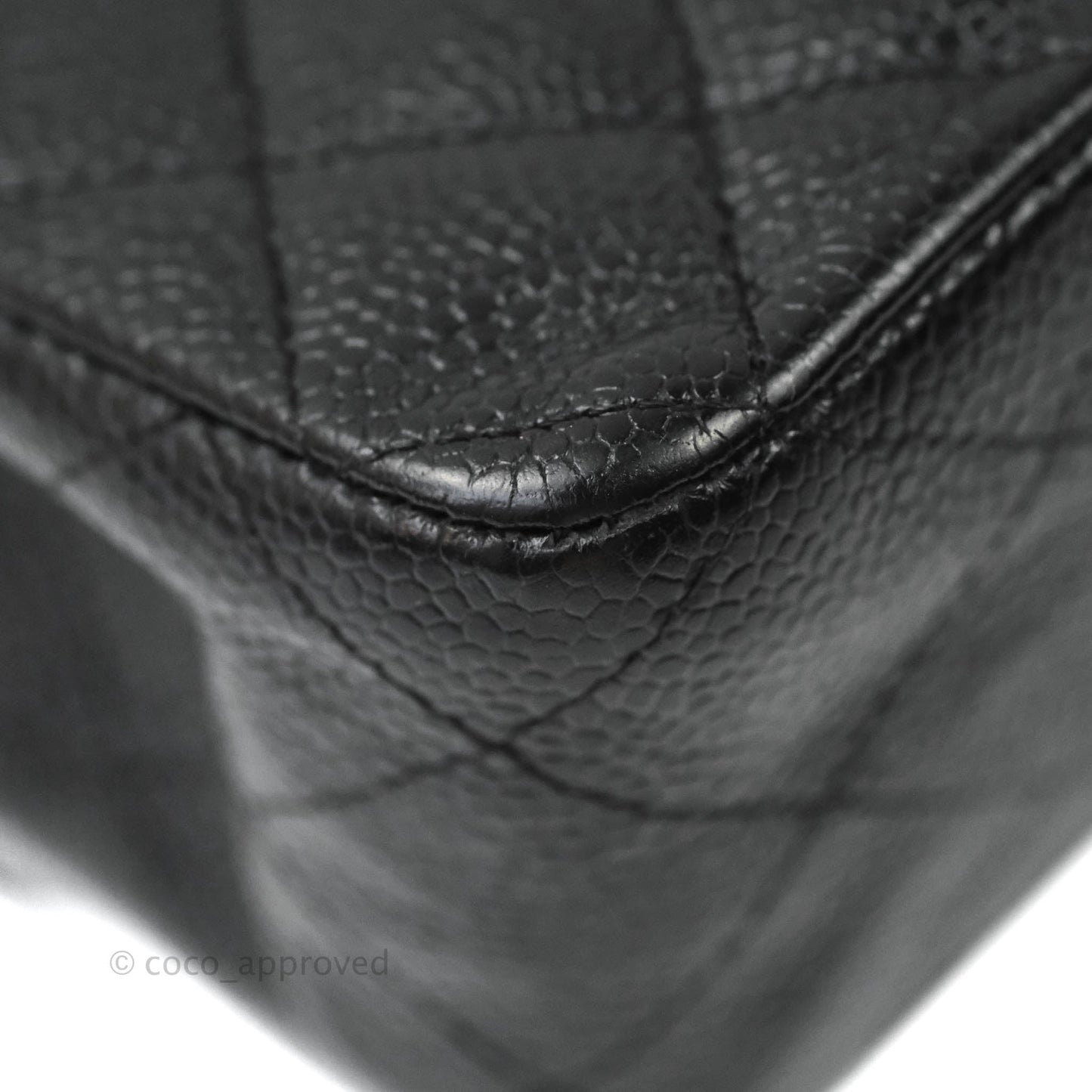 Chanel Quilted M/L Medium Double Flap Black Caviar Gold Hardware