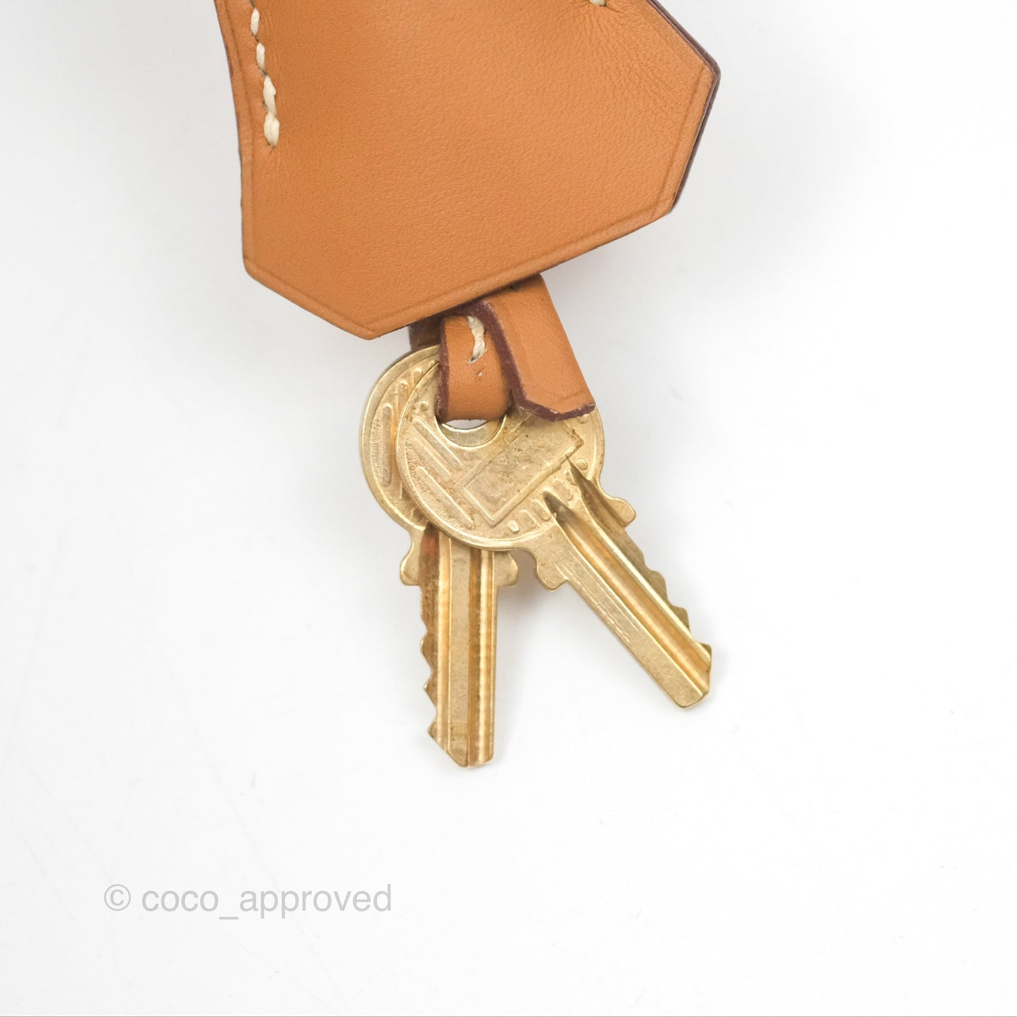 Hermès Vintage Kelly 28 Sellier Gold Calf Gold Hardware