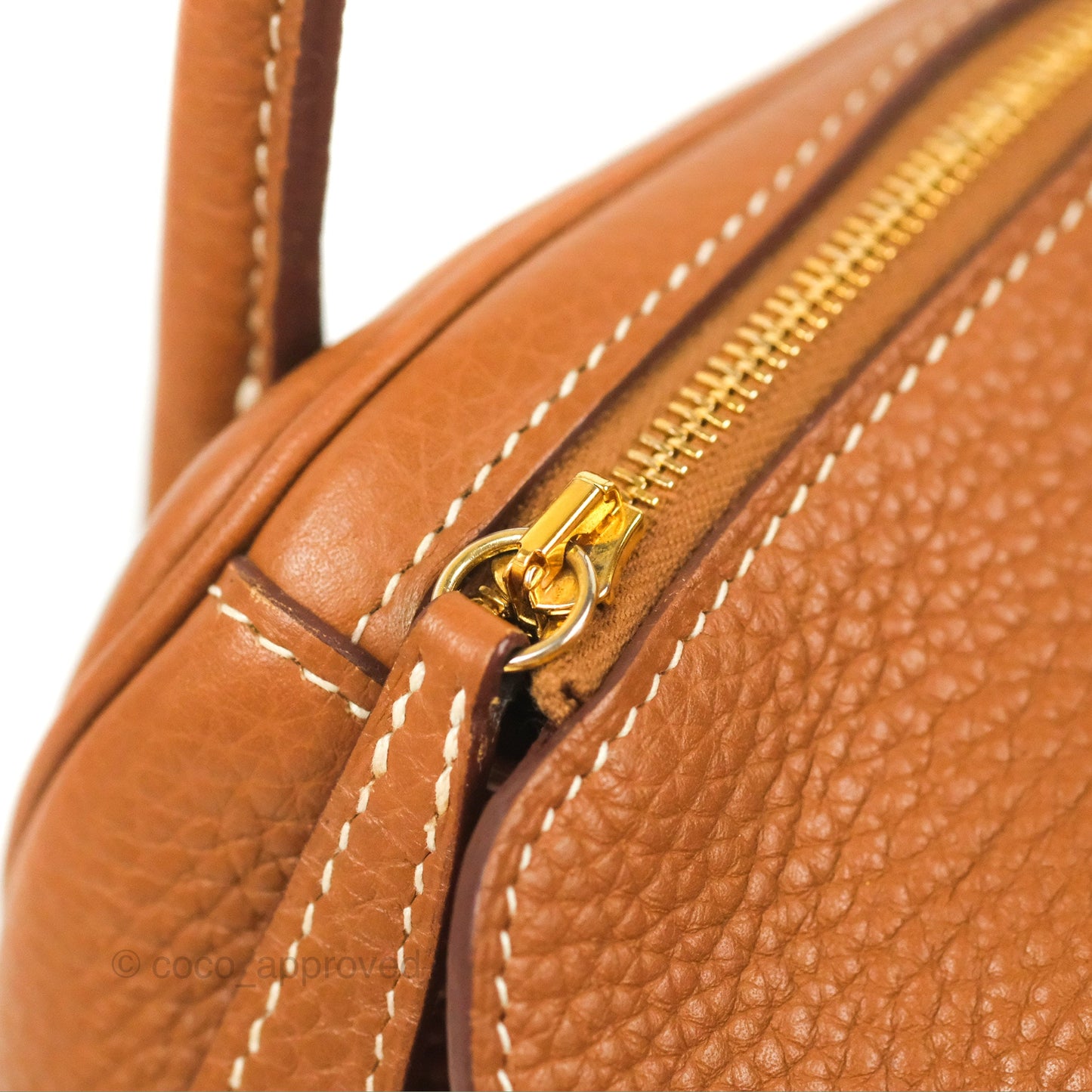 Hermès Lindy 26 Gold Verso Rouge Tomate Clemence Gold Hardware