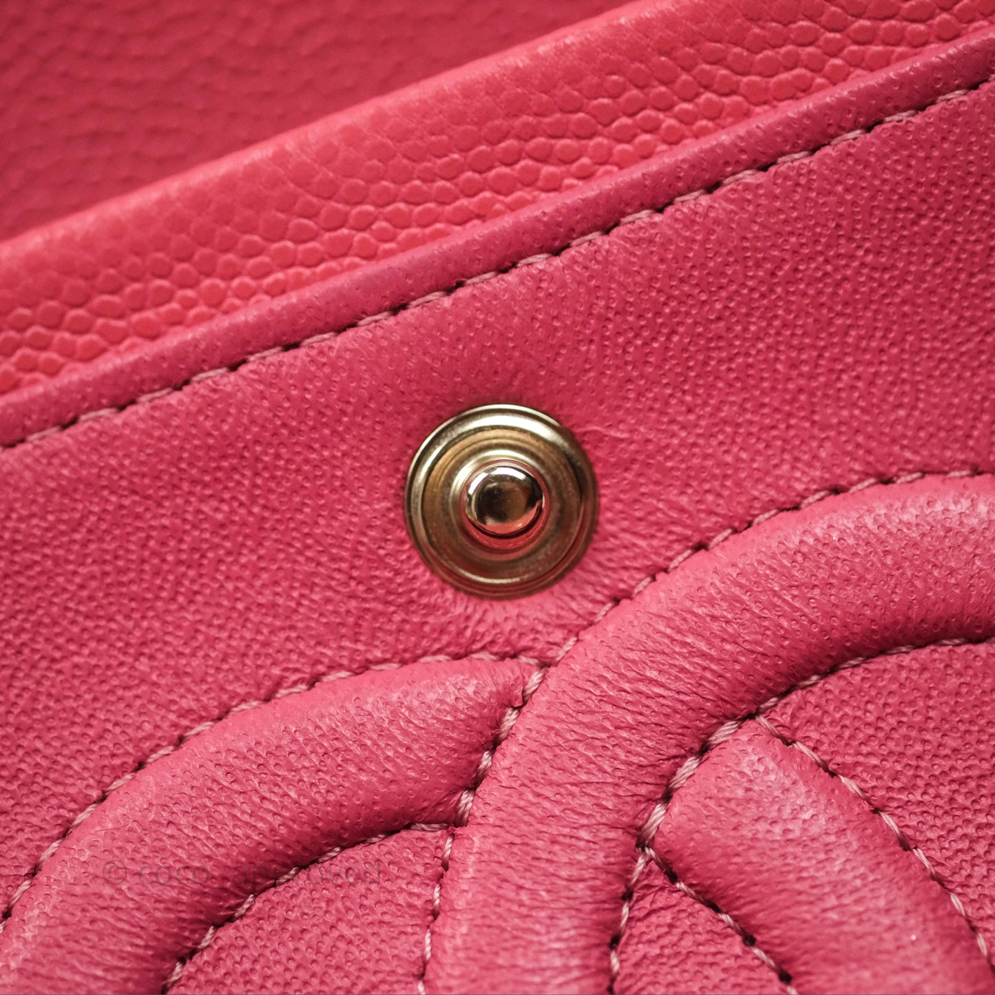 Chanel Classic M/L Medium Flap Quilted Pink Caviar Gold Hardware
