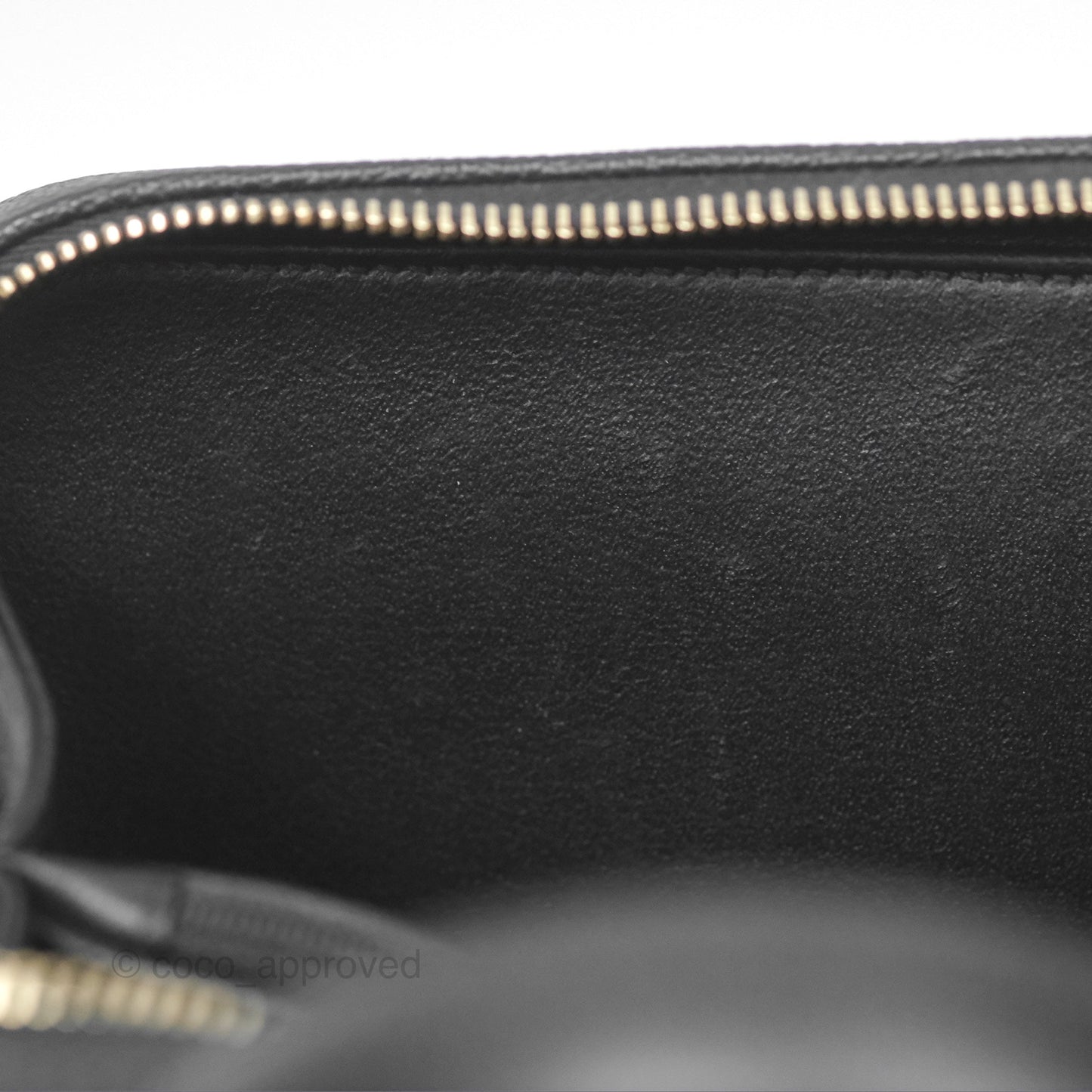 Chanel Quilted Medium CC Filigree Vanity Case Black Caviar Aged Gold Hardware