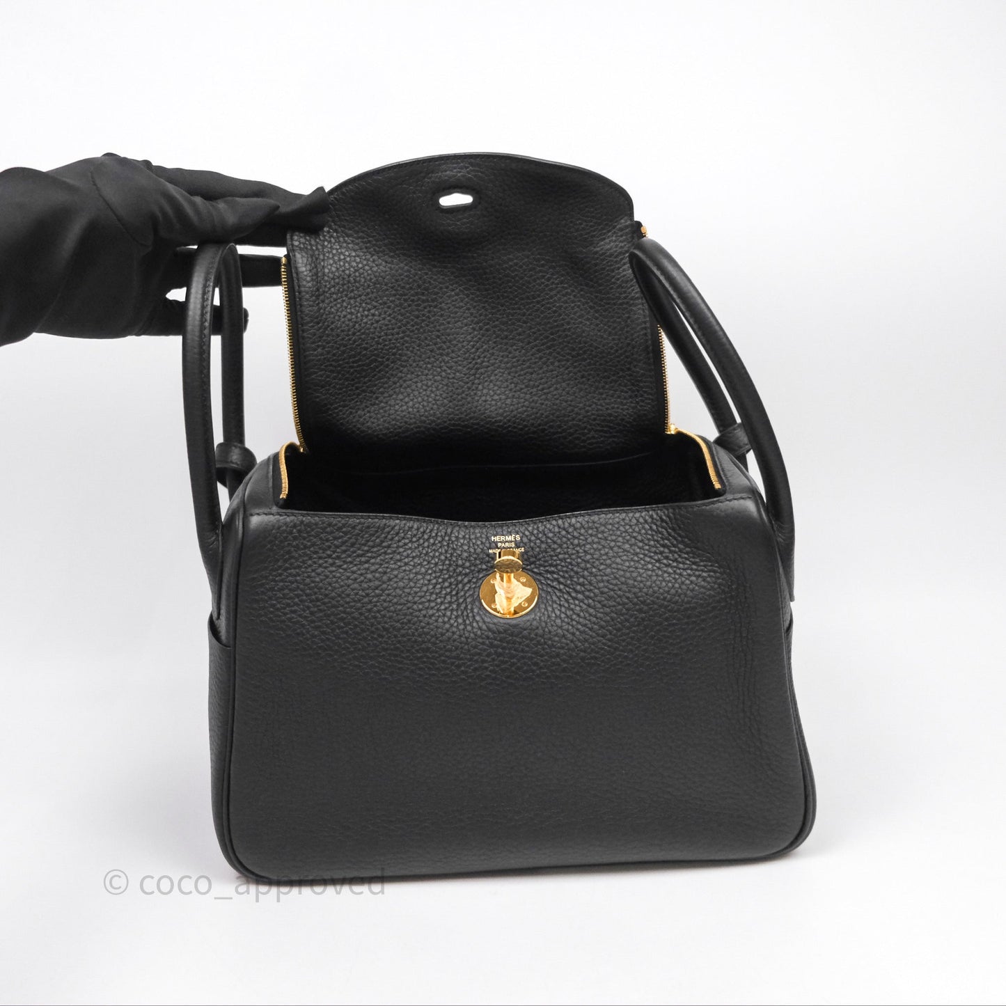 Hermes Lindy 26 Black Noir 89 Clemence Gold Hardware