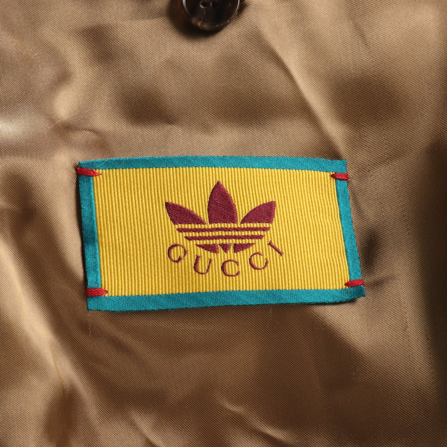 Luxury Gucci Trending 2025 Luxury Gucci Trending 2025 * adidas Trefoil Track jacket All-over pattern Light green Pink Multicolor