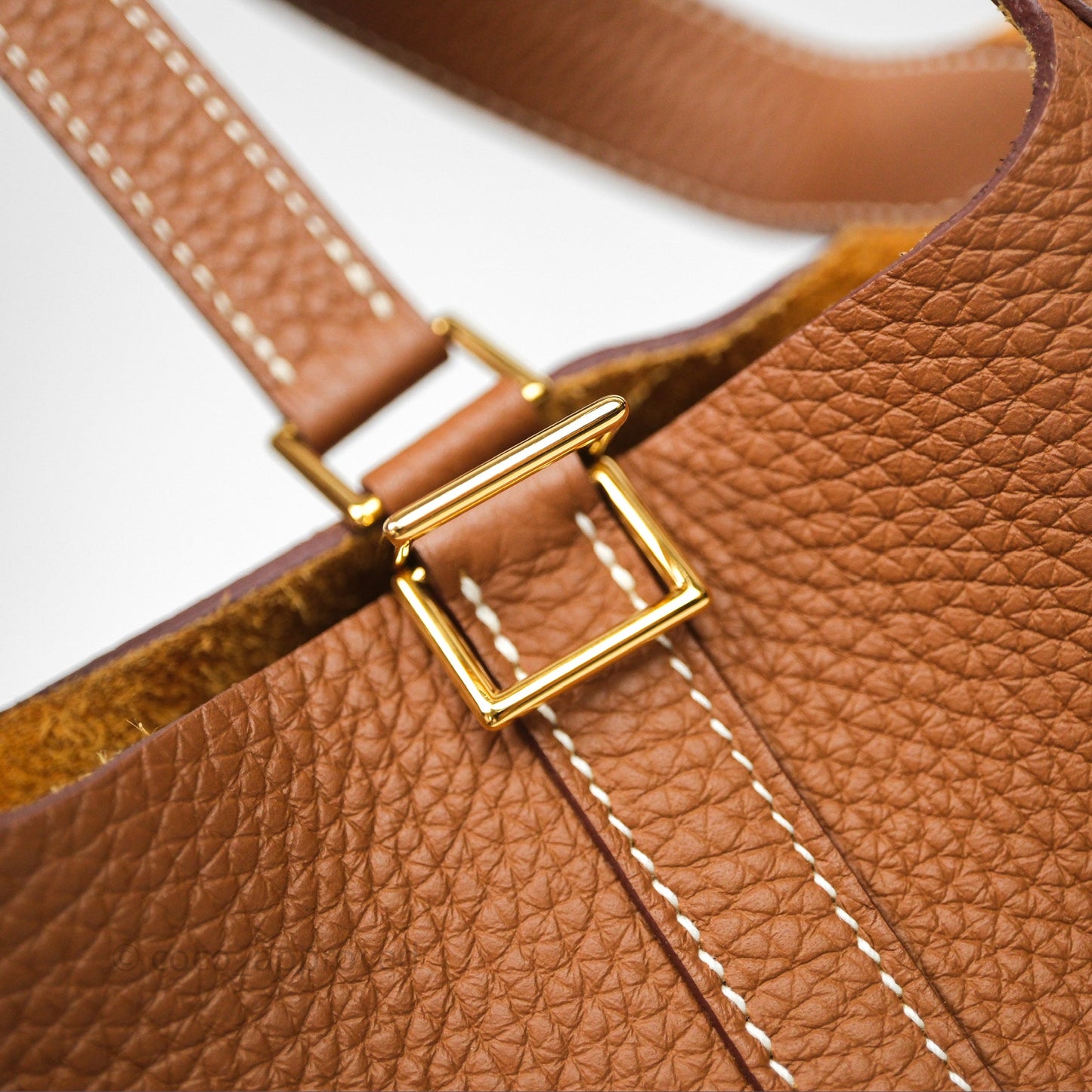 Hermès Picotin 18 Gold Clemence Gold Hardware
