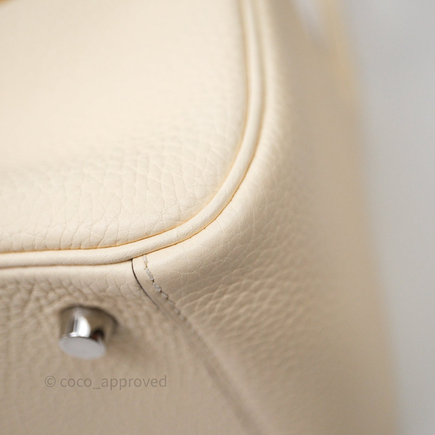 Hermès Lindy 26 Nata I2 Taurillon Clemence Palladium Hardware