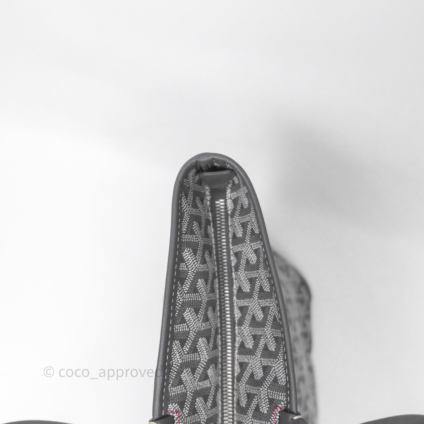 Goyard Artois Tote MM Goyardine Canvas⁣⁣⁣⁣⁣⁣⁣⁣⁣⁣⁣⁣⁣⁣⁣⁣⁣⁣⁣⁣ Grey