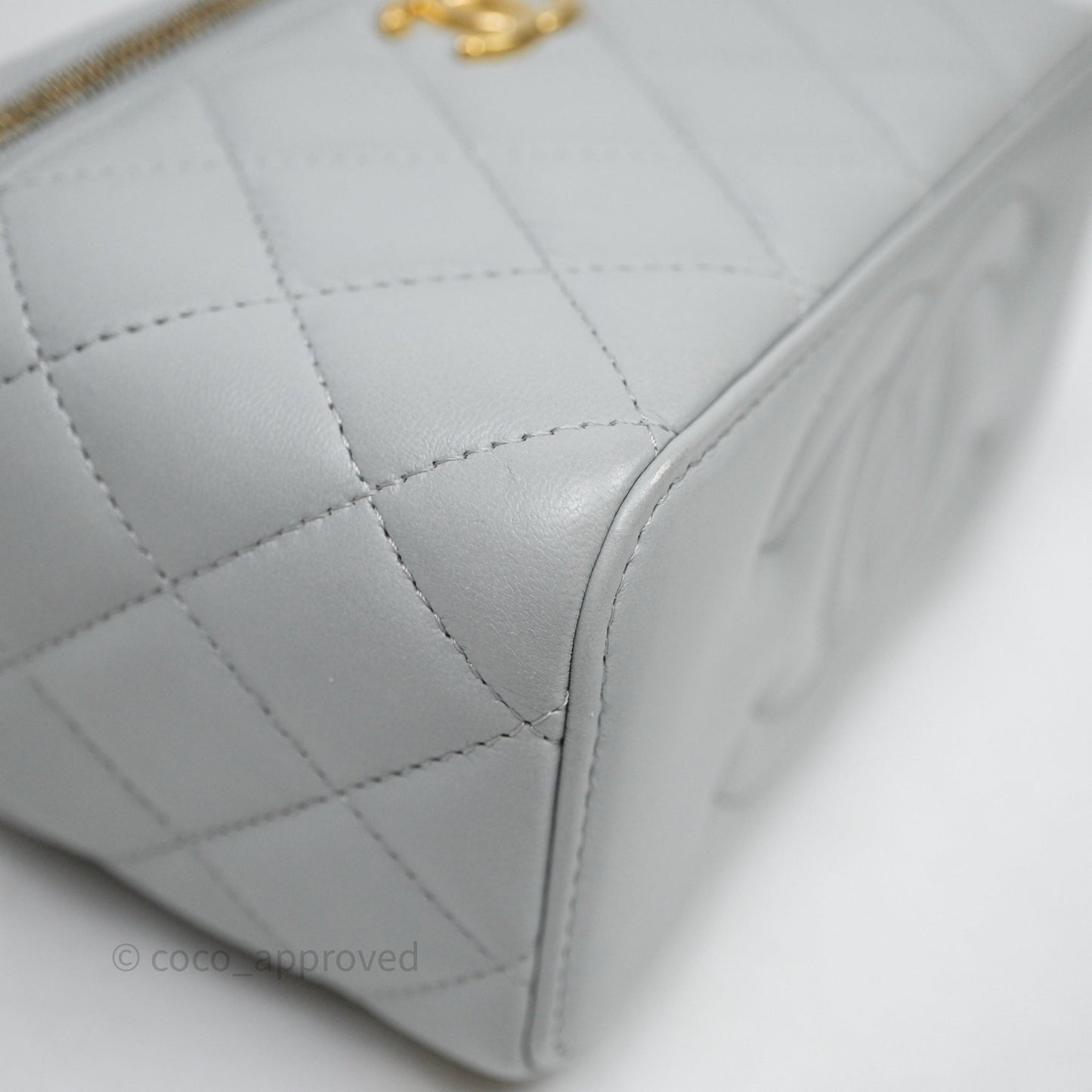Chanel Coco Chain Vanity Blue Lambskin Gold Hardware