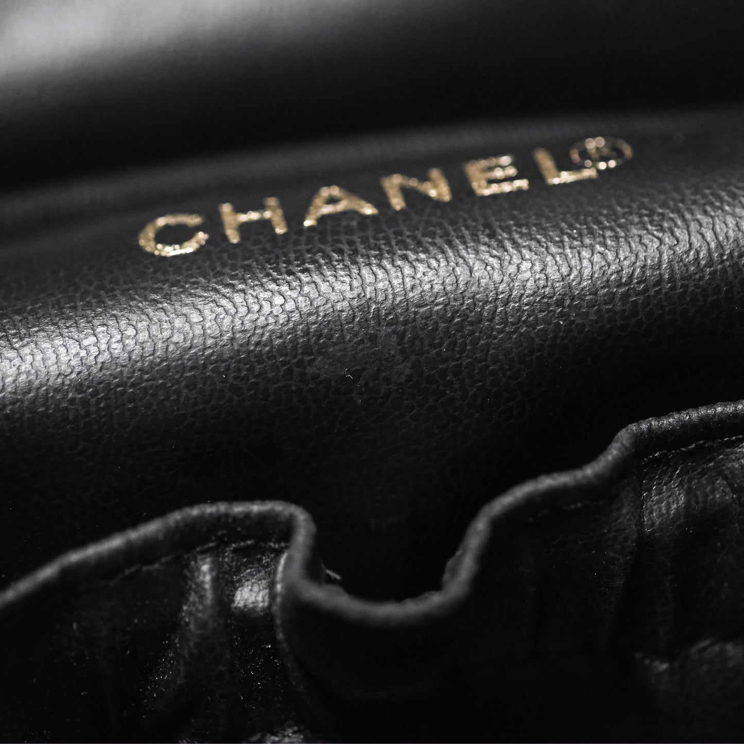 Chanel Vintage Vanity Case Black Caviar Gold Hardware