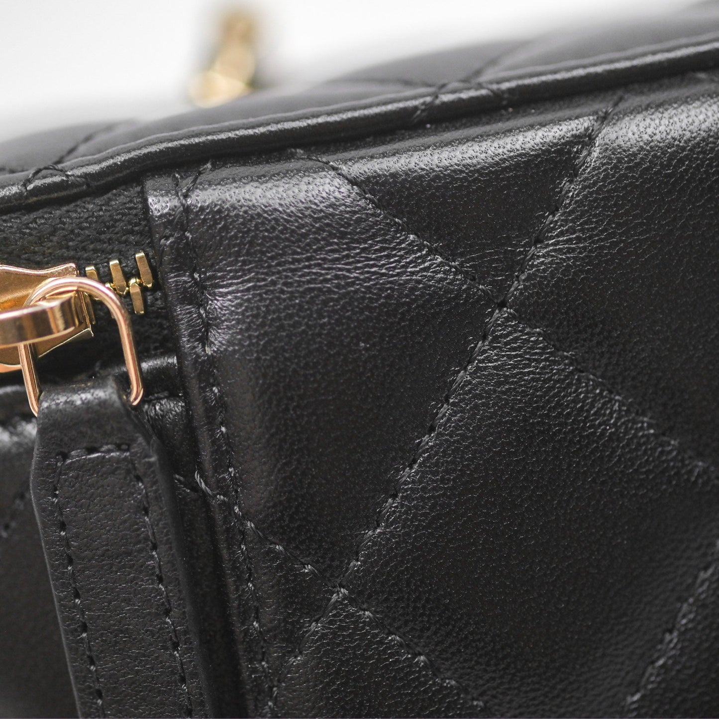 Chanel Vanity Rectangular With Chain Black Lambskin Gold Hardware