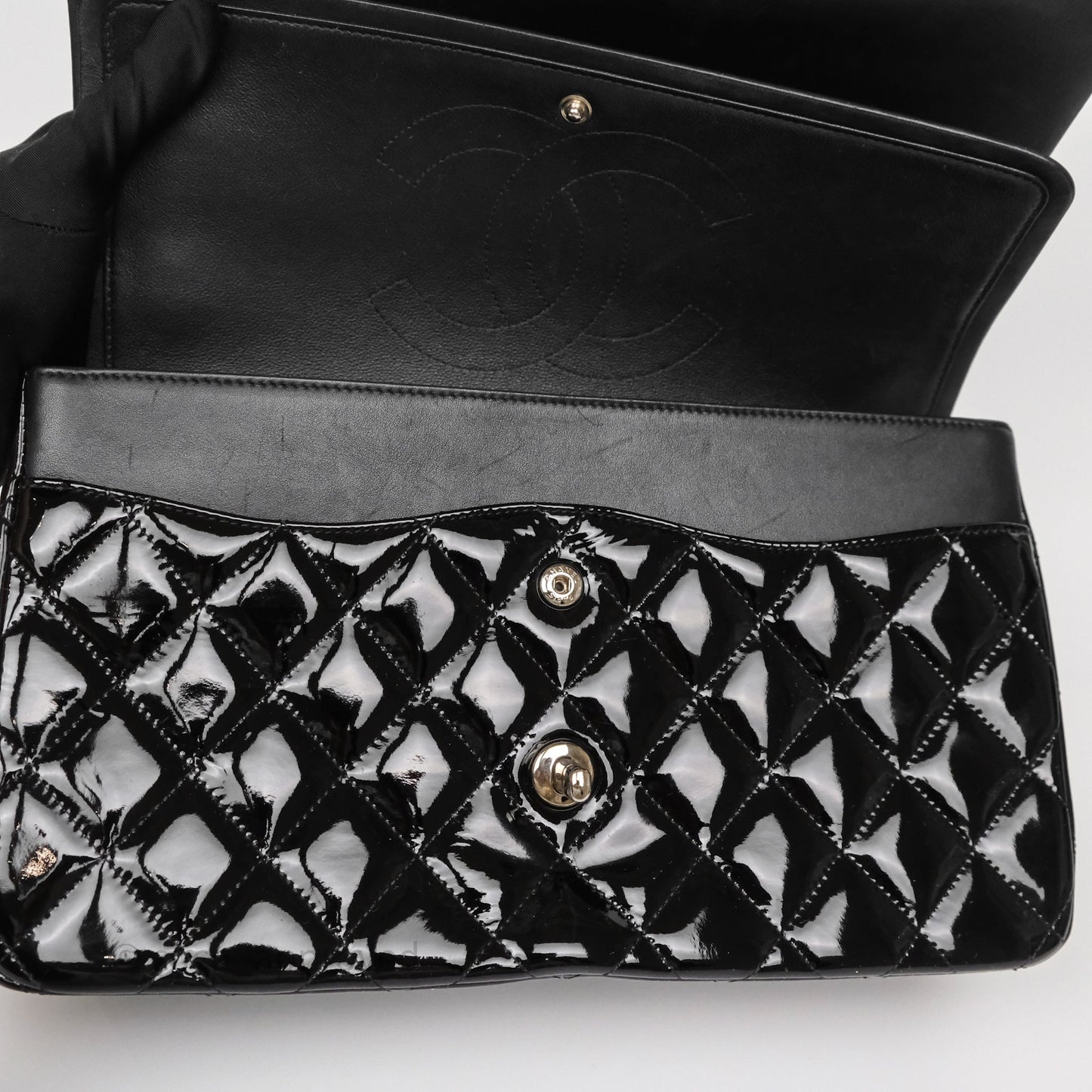 Chanel Jumbo Double Flap Black Patent Silver Hardware⁣⁣