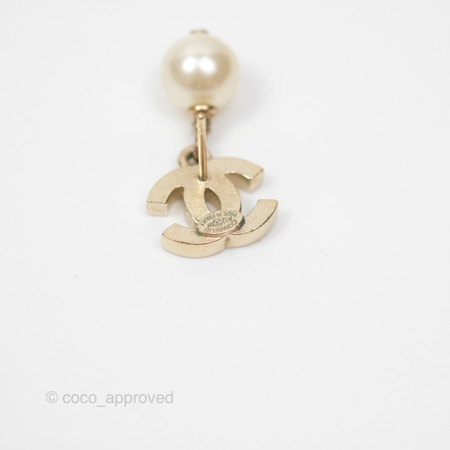 Chanel CC Pearl Drop Earrings Gold Tone 12W