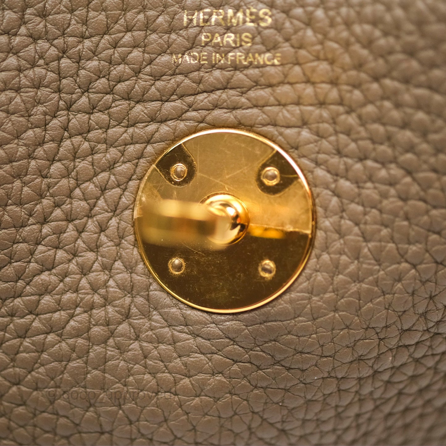 Hermès Lindy 26 Etoupe 18 Taurillion Clemence Gold Hardware