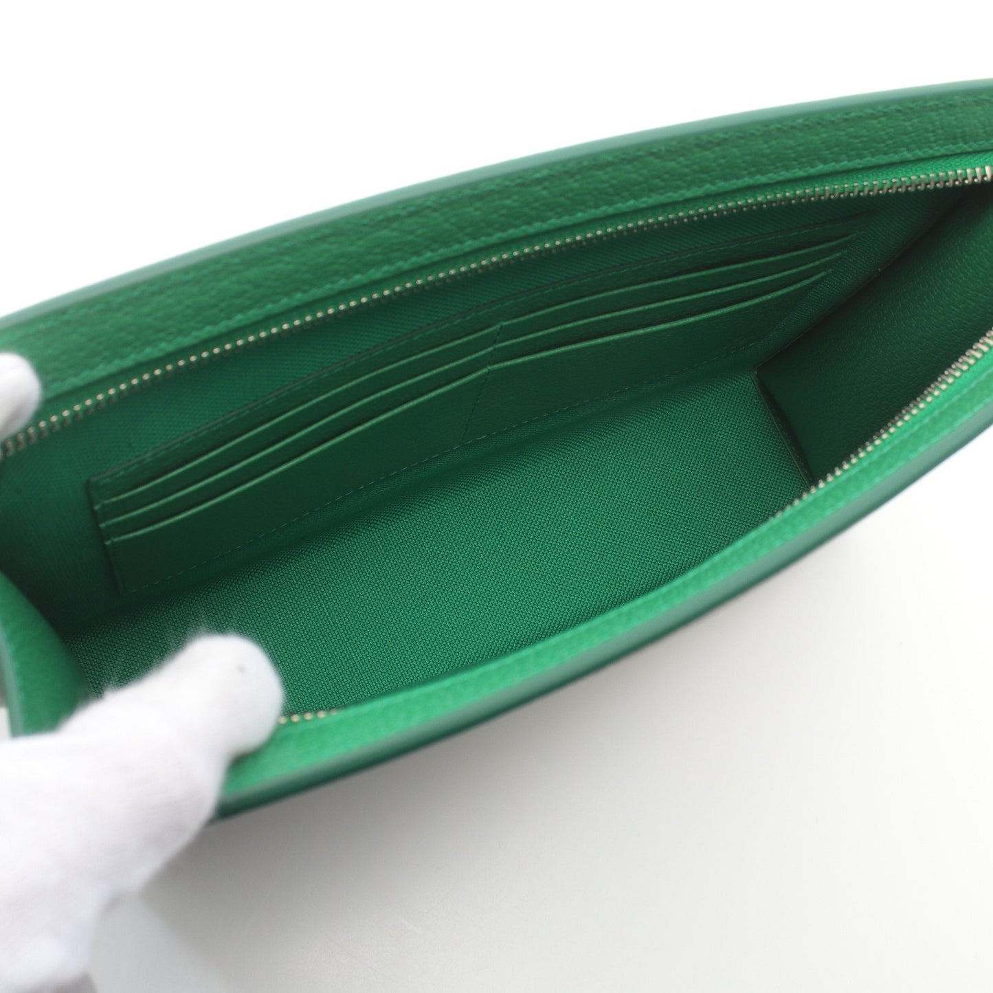 Luxury Gucci Trending 2025 GG Supreme Pouch Clutch bag PVC Leather Beige Green