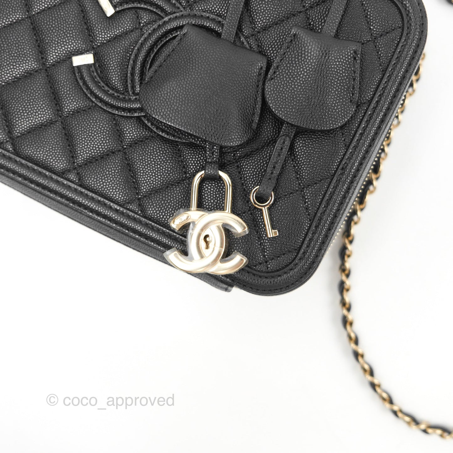 Chanel Quilted Medium CC Filigree Vanity Case Black Caviar Gold Hardware