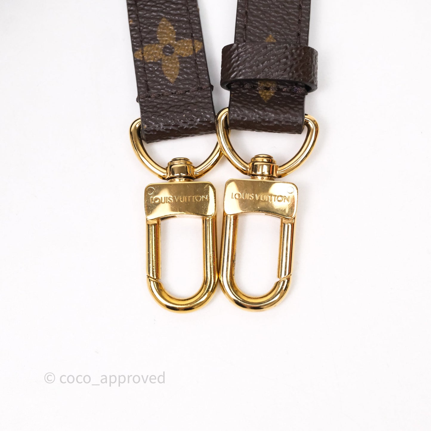 Louis Vuitton Pochette Metis Monogram Canvas
