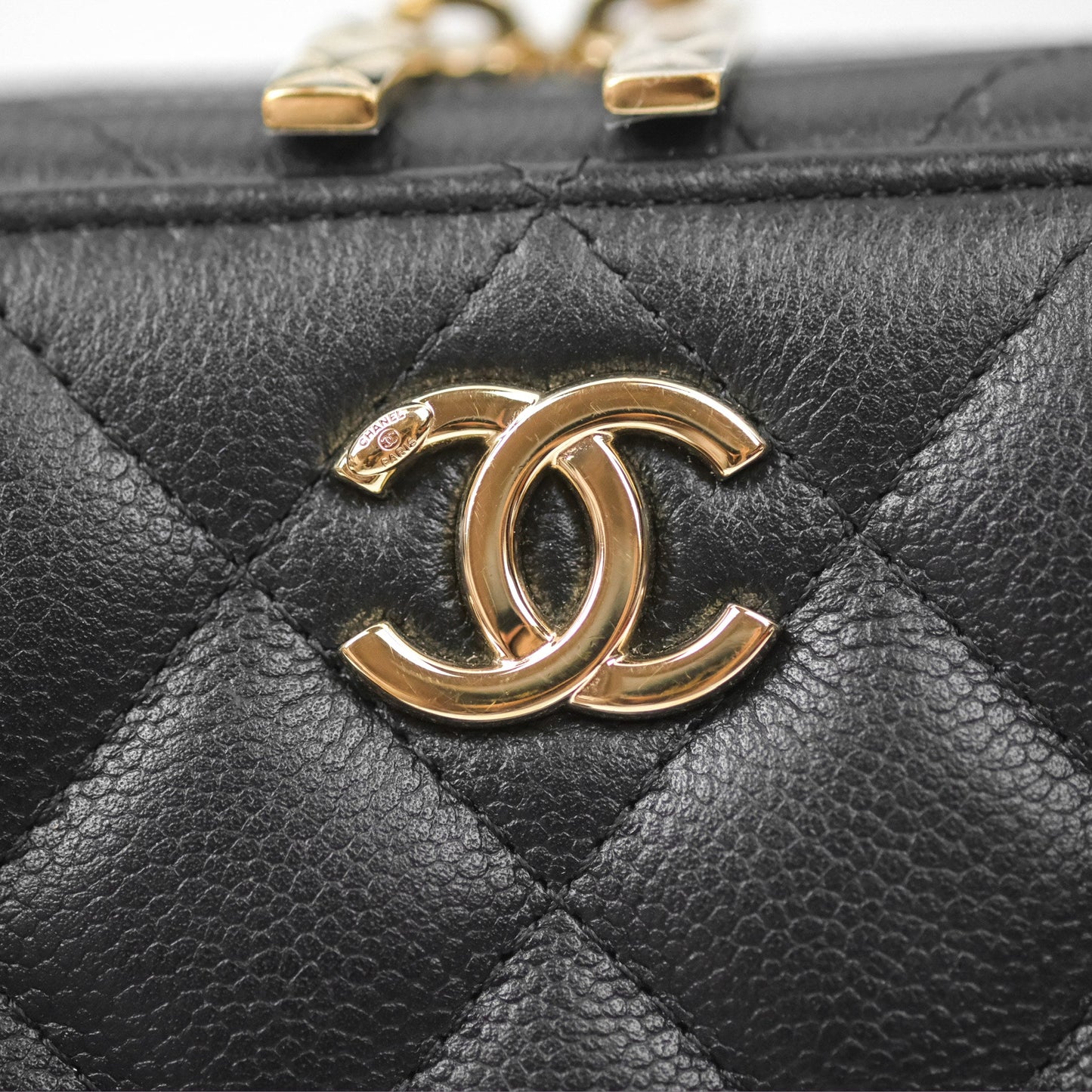 Chanel Quilted Top Handle Vanity Case Black Caviar Gold Hardware 22P