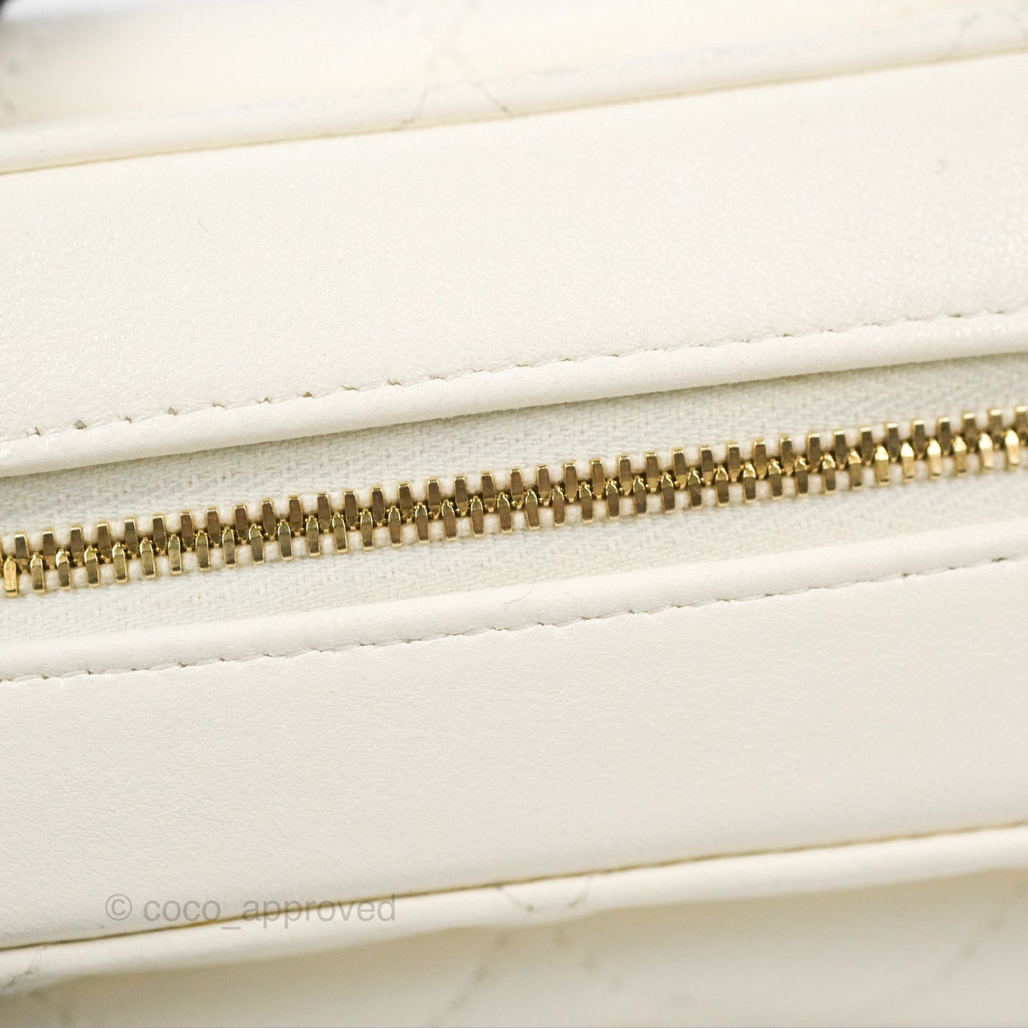 Chanel Mini Vanity Case with Chain White Lambskin Gold Hardware