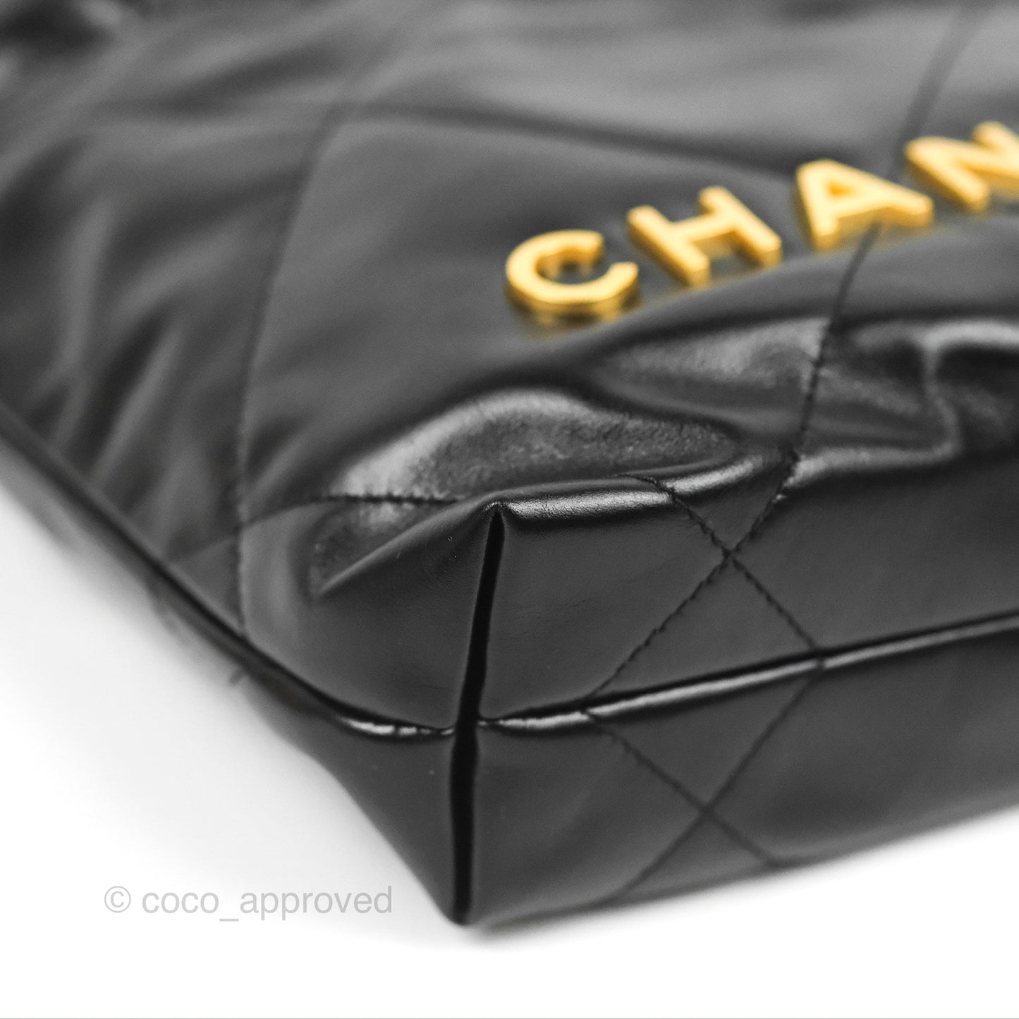 Chanel 22 Mini Bag Black Crumpled Calfskin