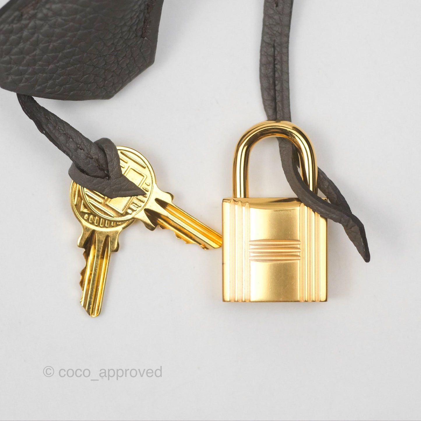 Hermès Retourne Kelly 25 Gris Etain 8F Togo Gold Hardware