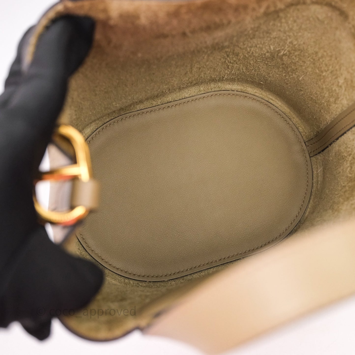 Hermès In-The-Loop 18 Beige Marfa 8Q Clemence Gold Hardware