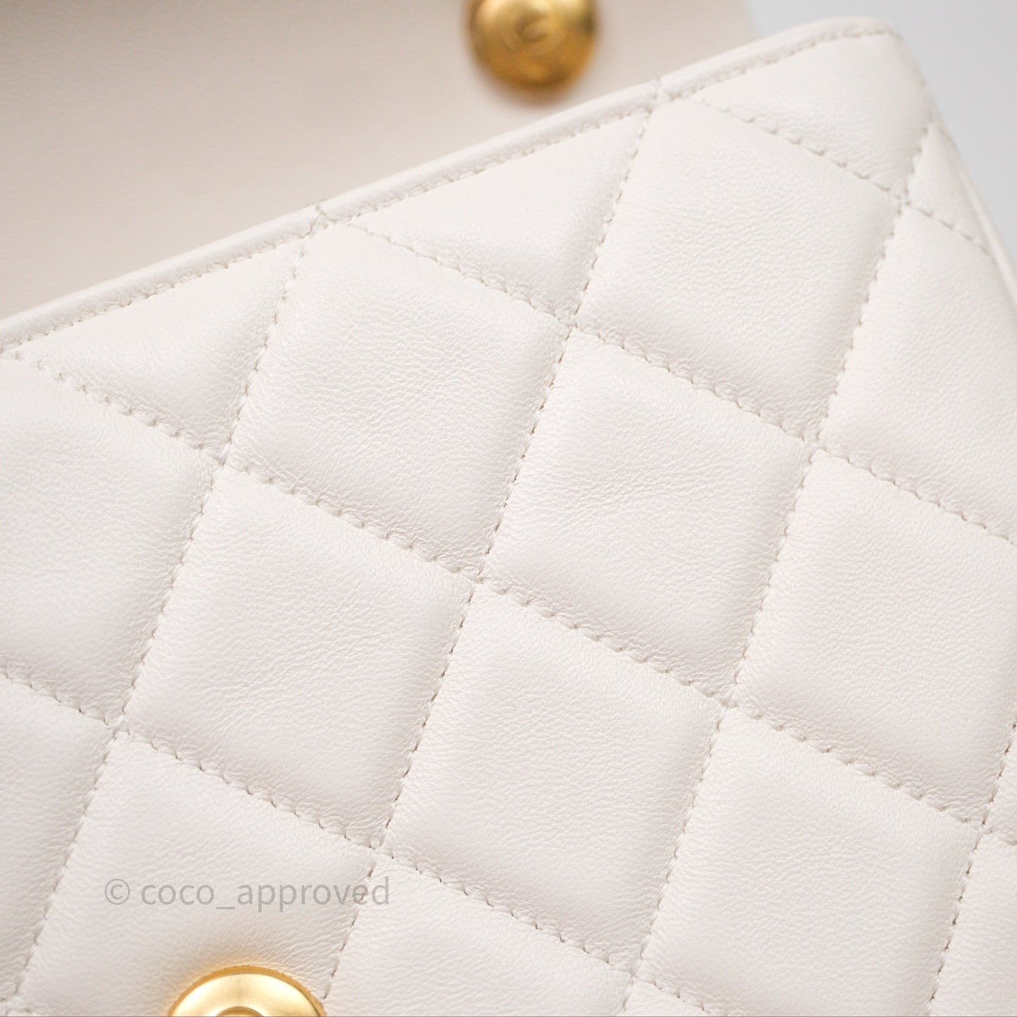 Chanel Flap Bag with Pearl Chain Ivory White Aged Gold Hardware 25P