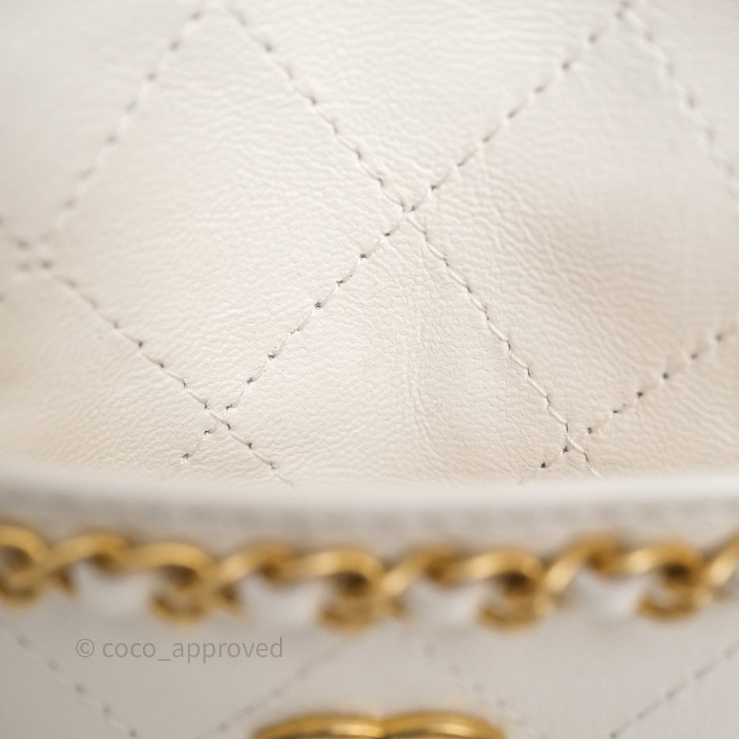 Chanel Mini Bucket Bag White Shiny Lambskin Aged Gold Hardware 25C