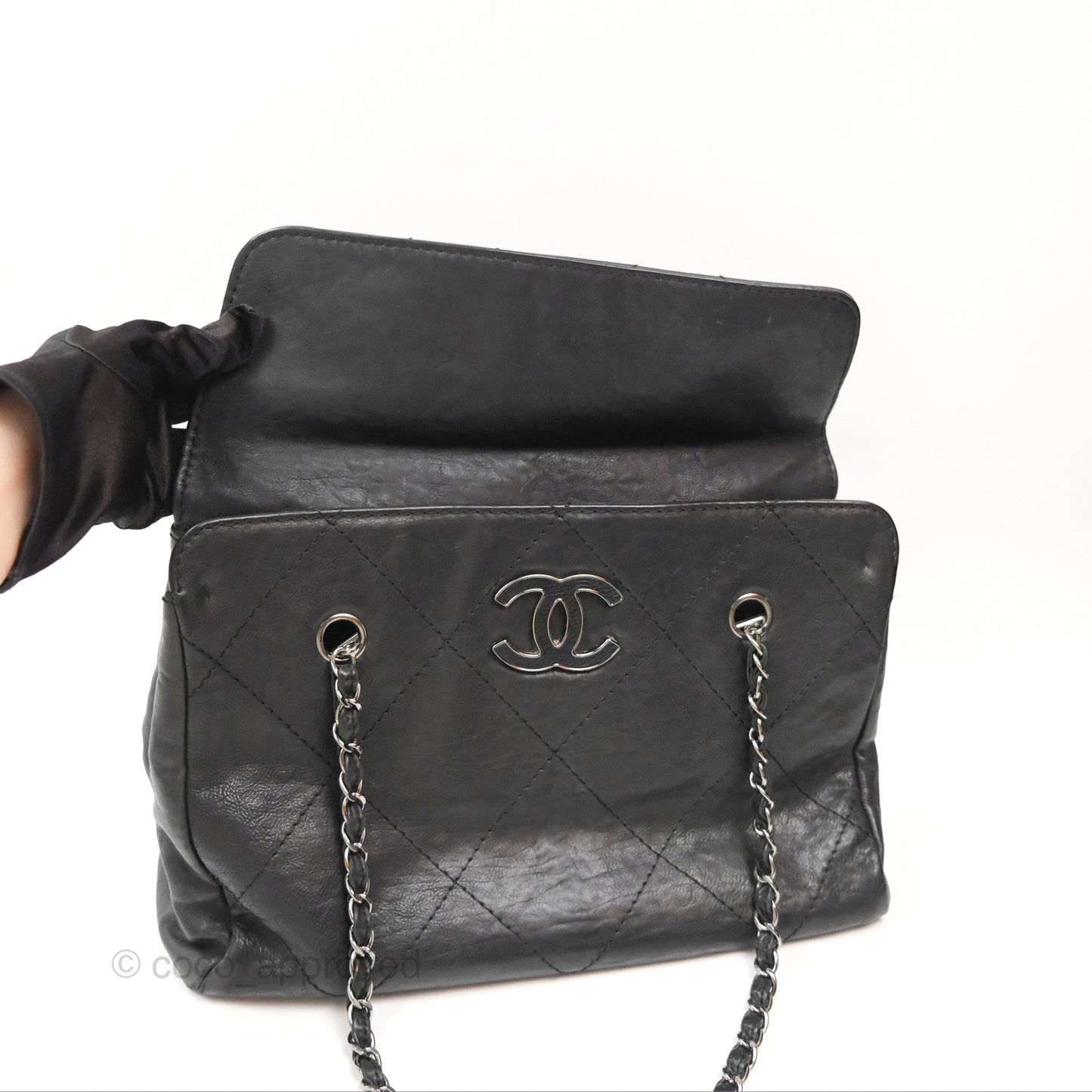 Chanel Large Hamptons Shopping Tote Black Washed Calfskin