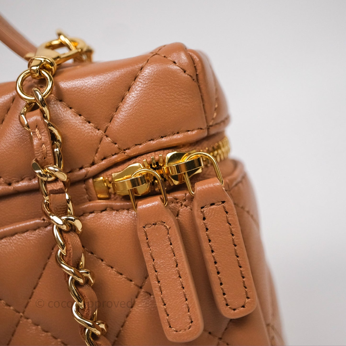 Chanel Top Handle Long Vanity with Chain Caramel Beige Lambskin Gold Hardware 25B